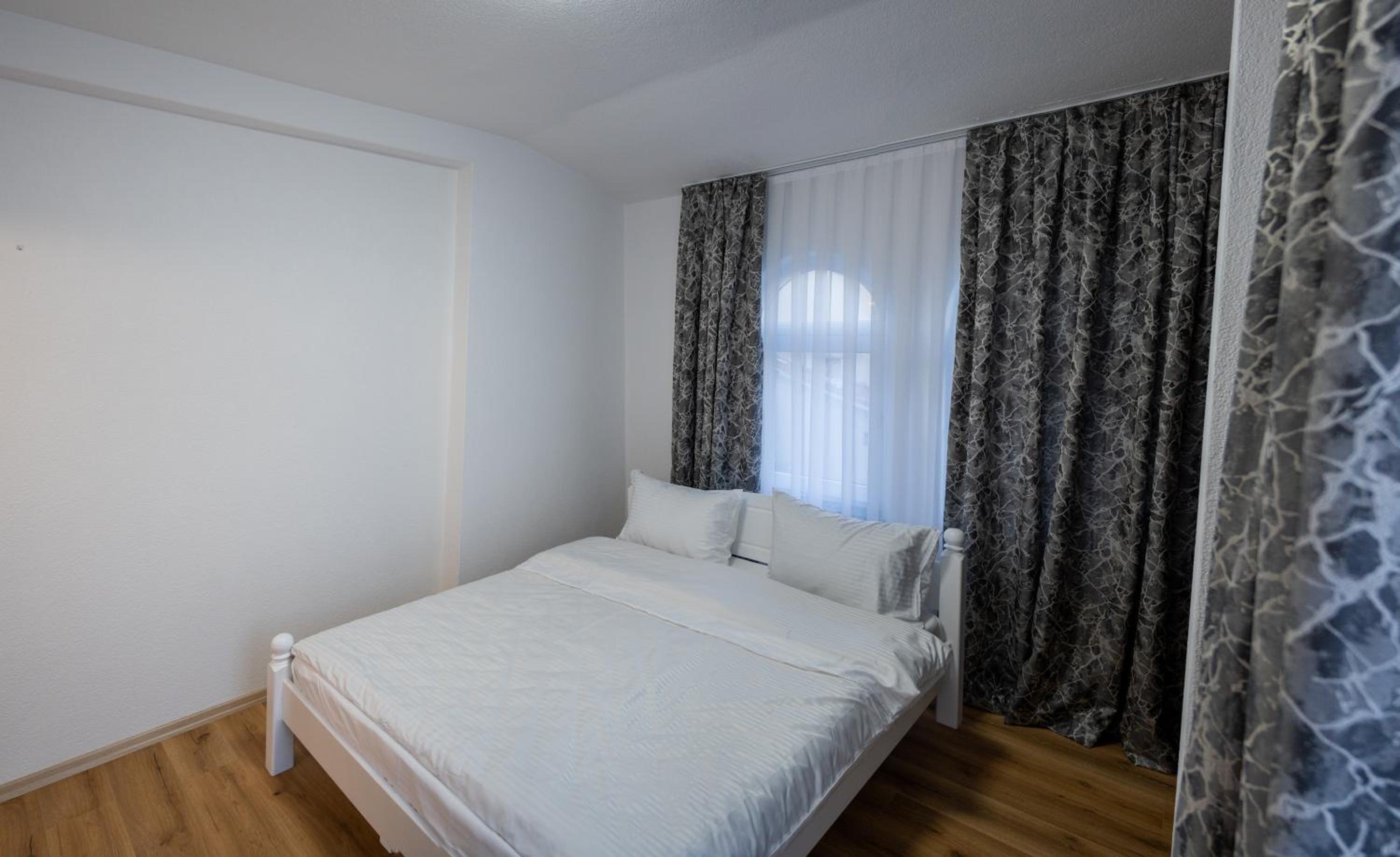 Hotel Lux