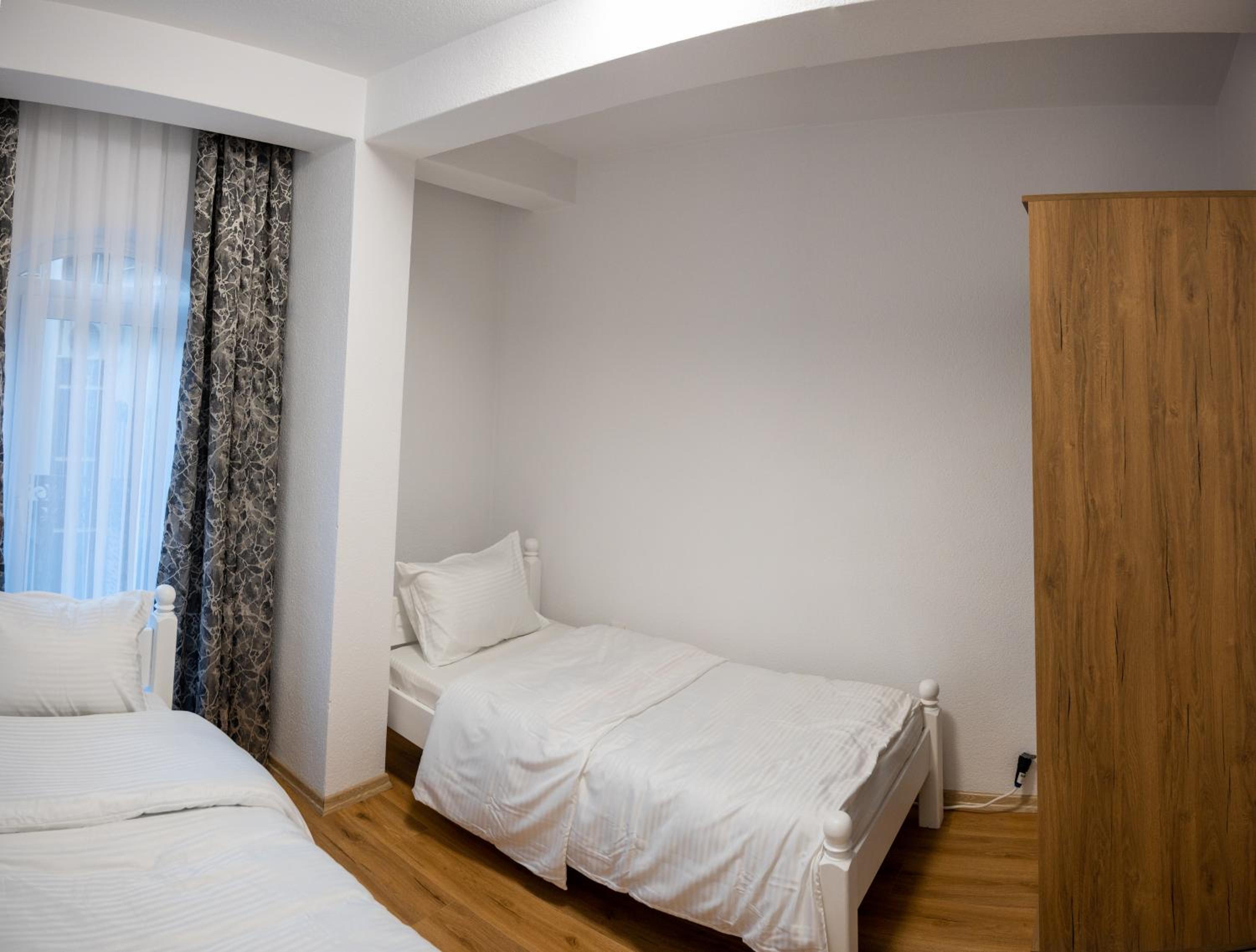 Hotel Lux
