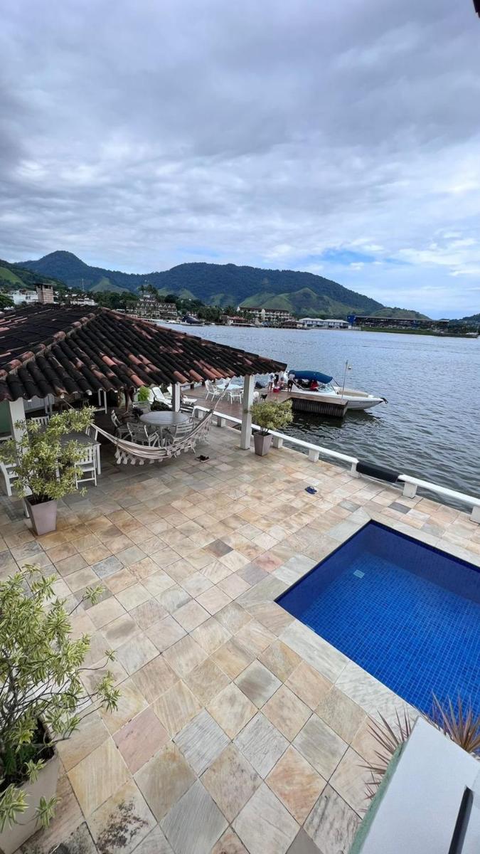 RIO Angra dos Reis com Praia particular