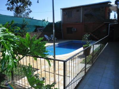 Residencial Azaleas Place Guest House