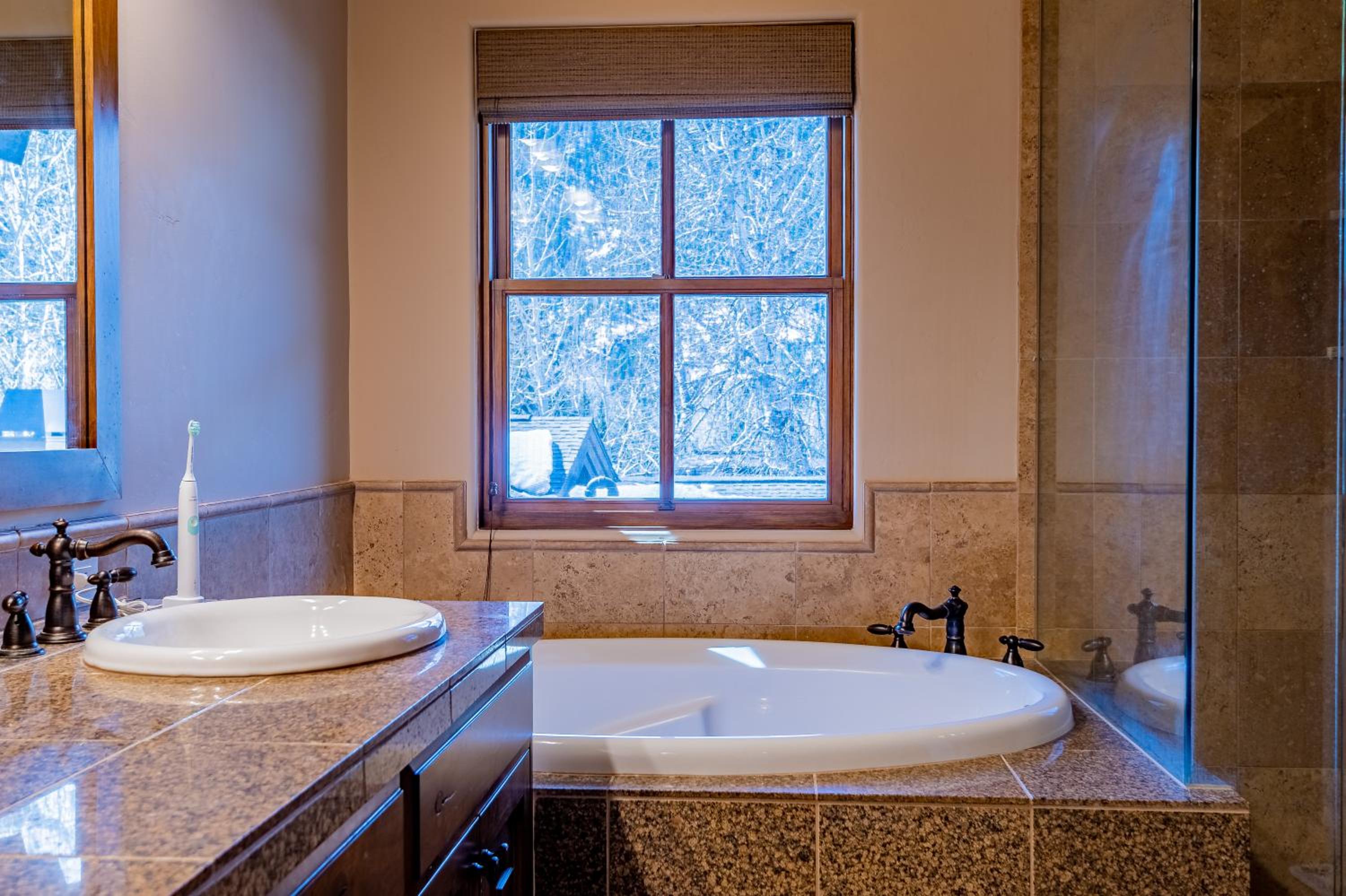 Ketchum Vacations - Skiview Townhome 1B - Property Image 39