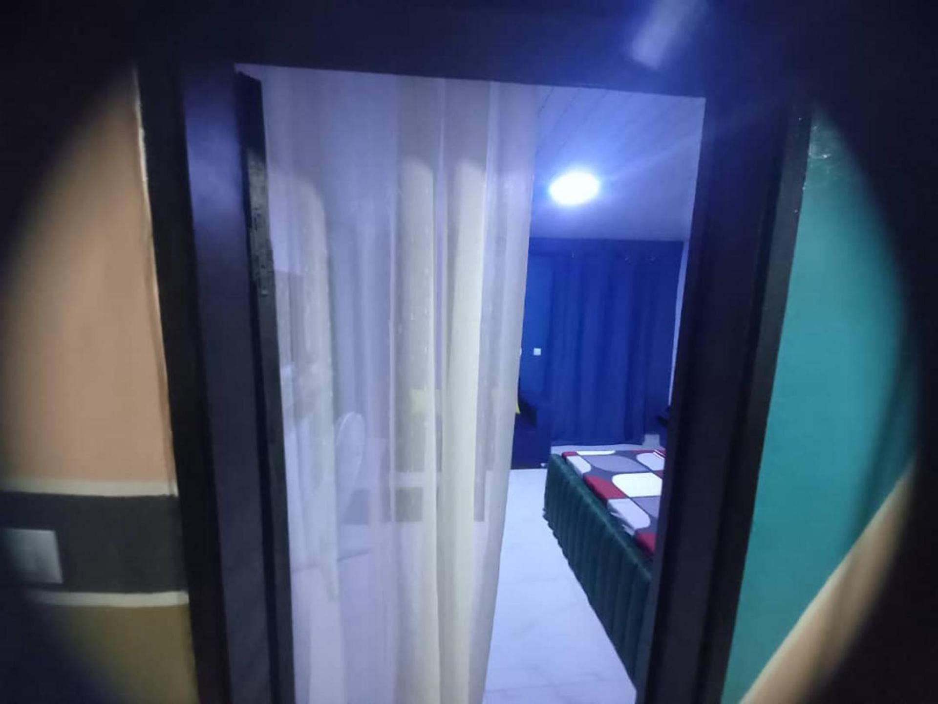 Apartment-Sleeps2-Parking-PetFriendly