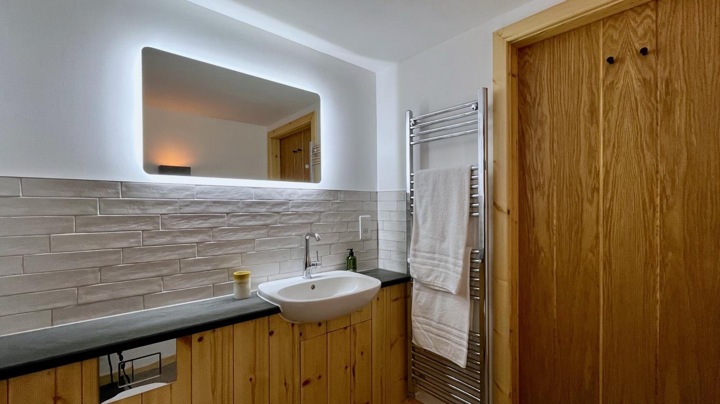 Cambrian Cottages - Charming Countryside Barn