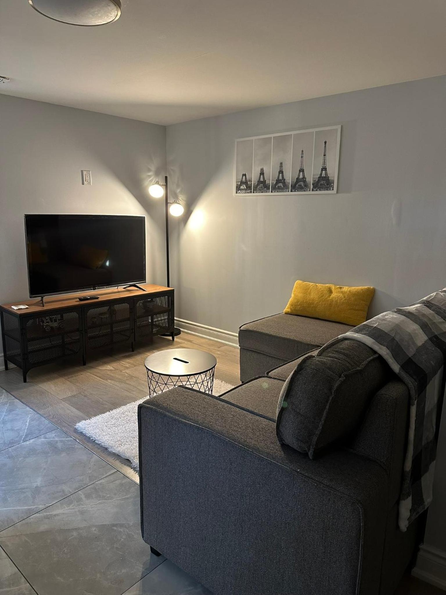 Cozy & Comfortable basement apartment