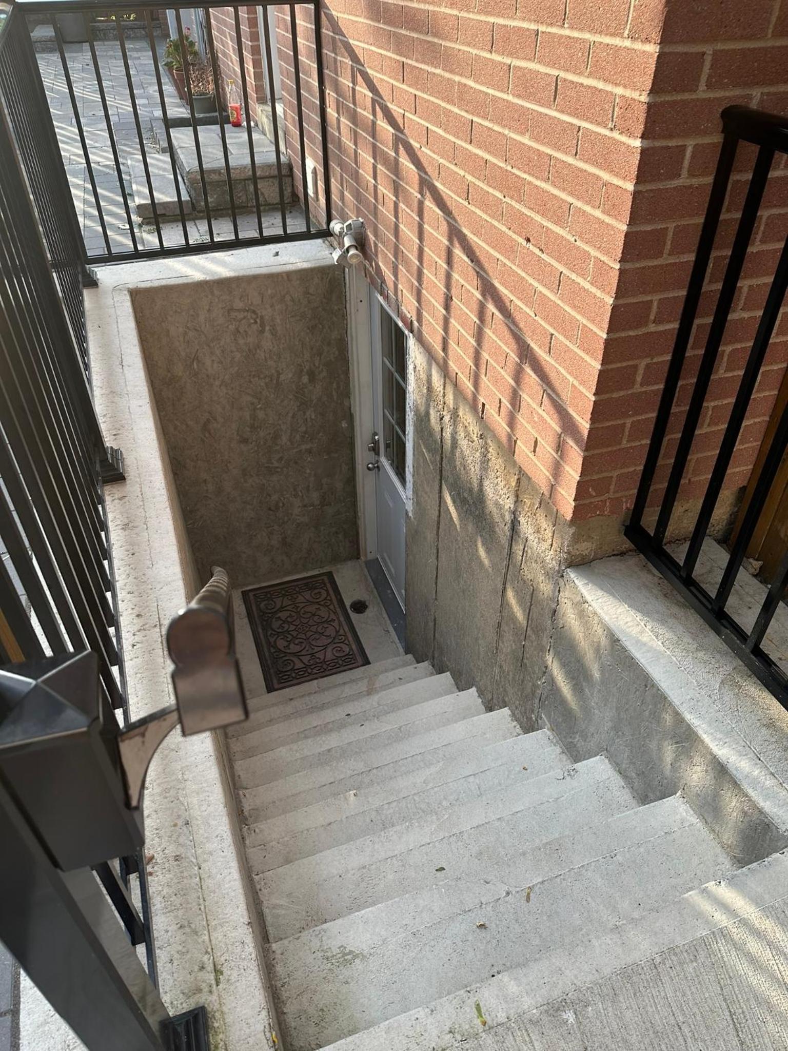 Cozy & Comfortable basement apartment