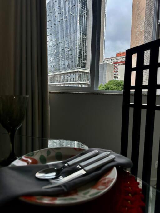 Studio Charmoso no Coração de São Paulo - Av. 9 de Julho
