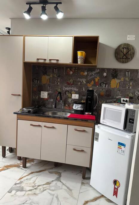Studio Charmoso no Coração de São Paulo - Av. 9 de Julho