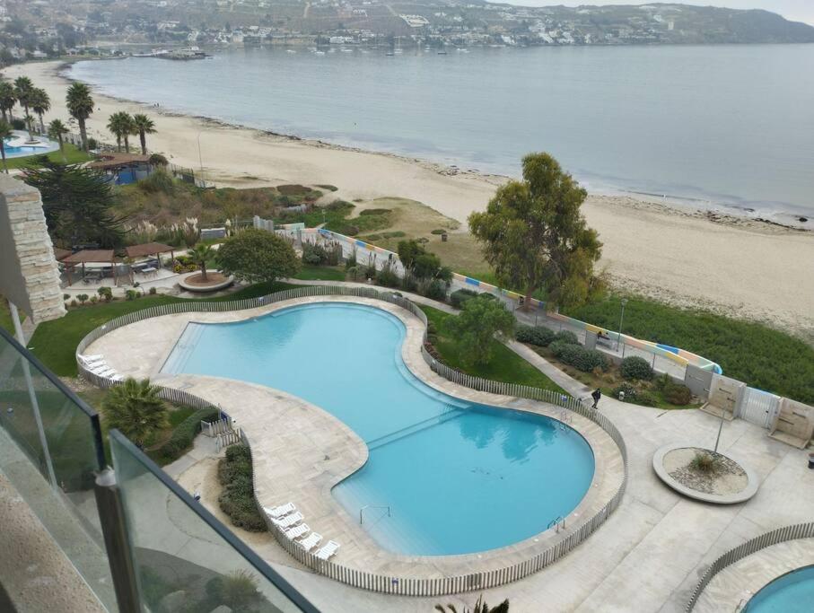 departamento frente a la playa herradura