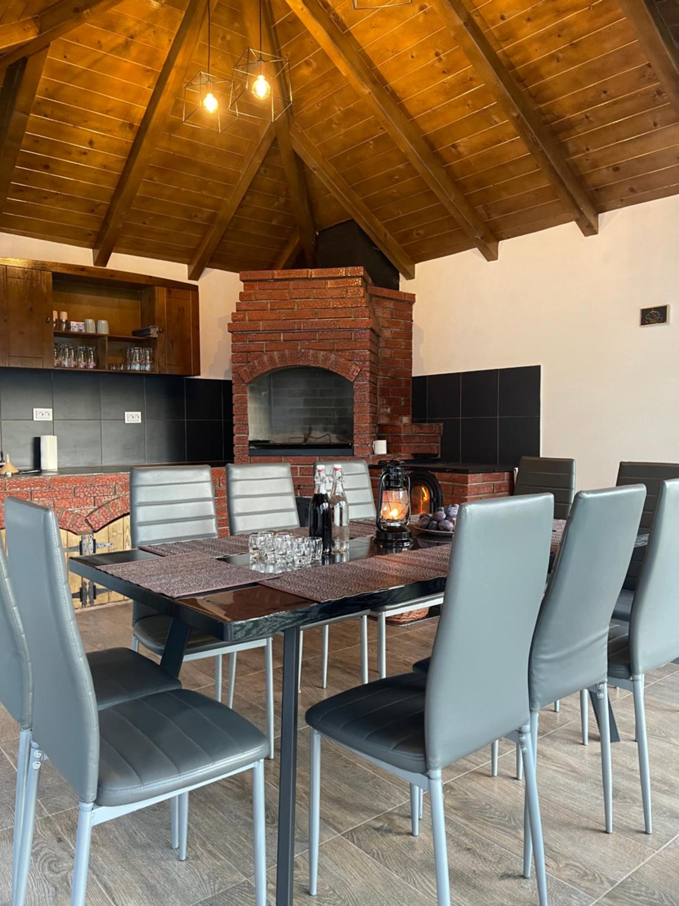 Casa cu Tihna