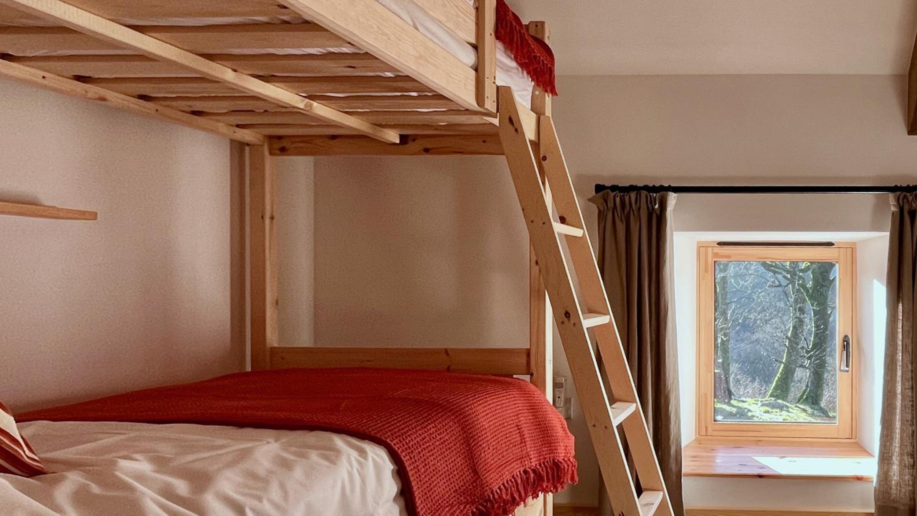 Cambrian Cottages - Charming Countryside Barn