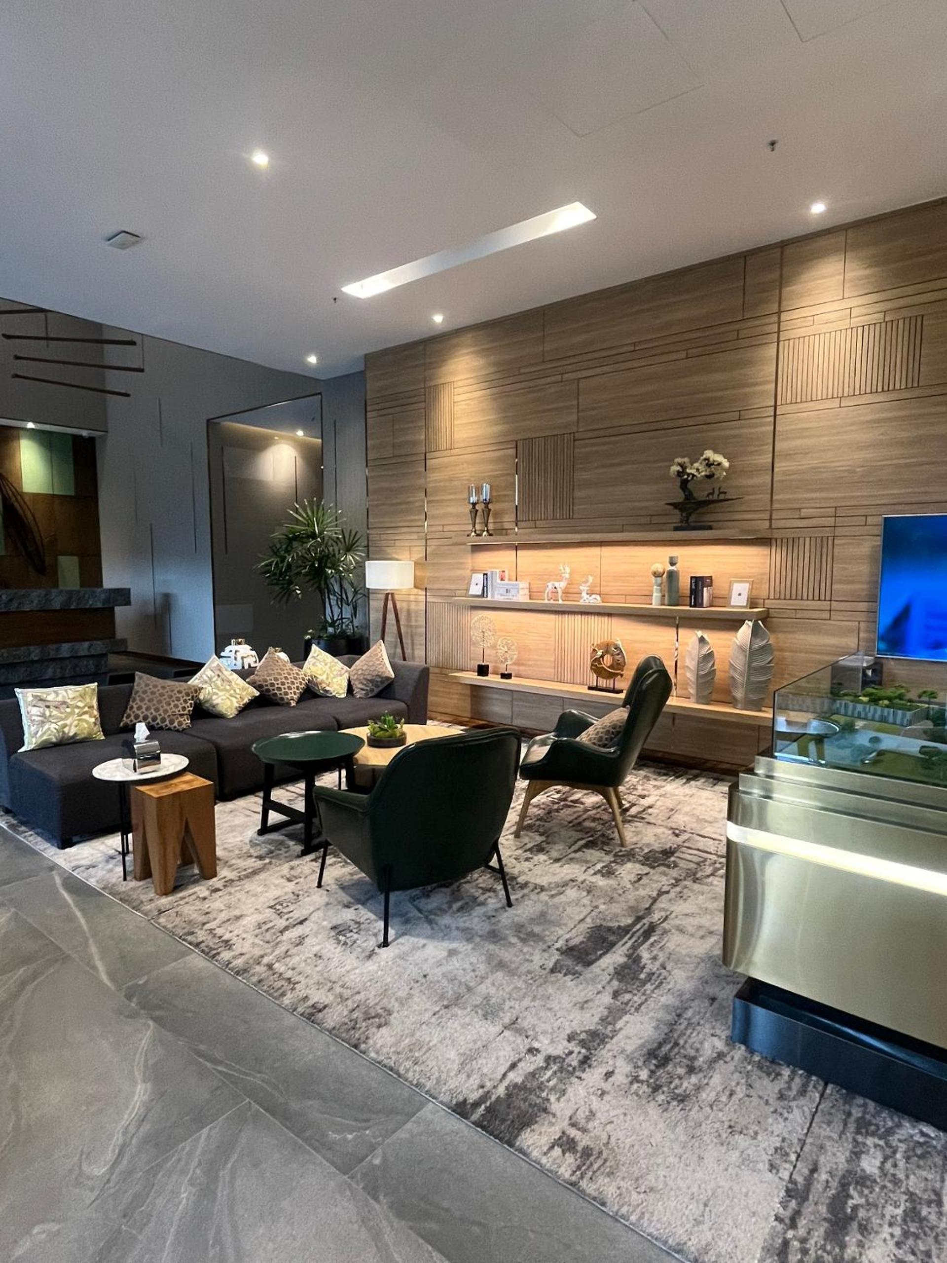 Luxury apartment Zenity 2br in D1 Somerset's quality