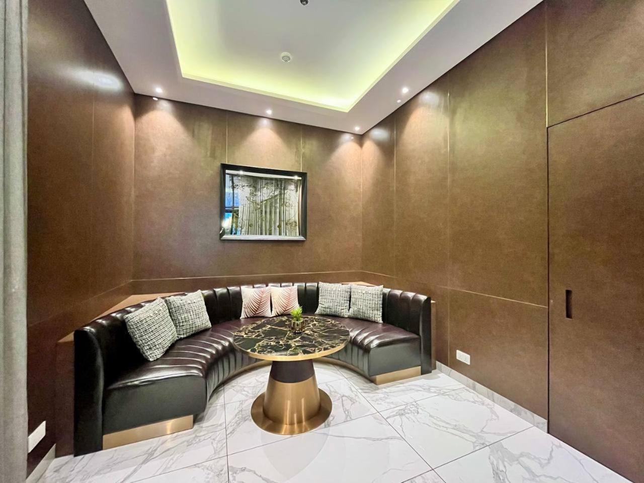 Luxury apartment Zenity 2br in D1 Somerset's quality