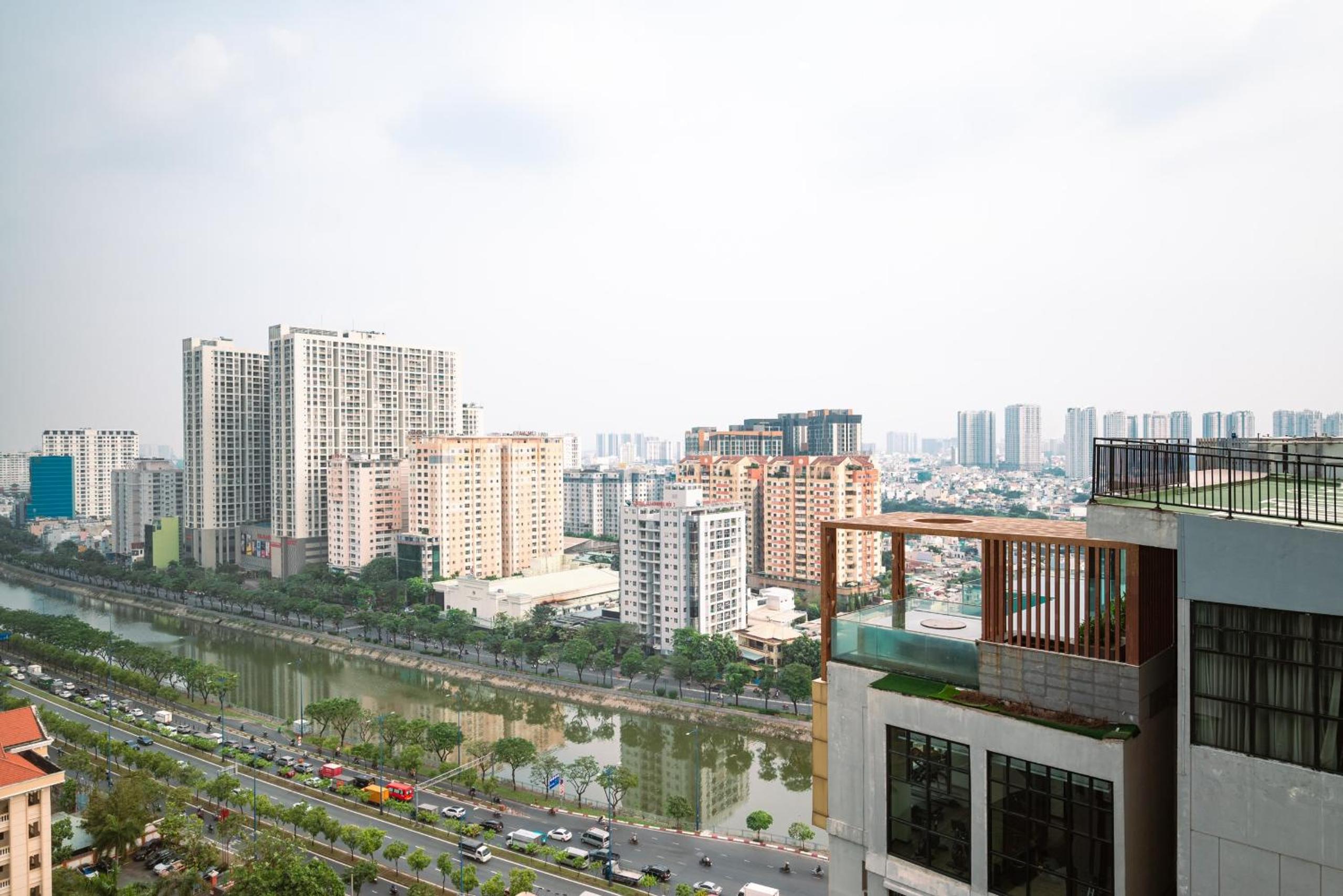 Luxury apartment Zenity 2br in D1 Somerset's quality
