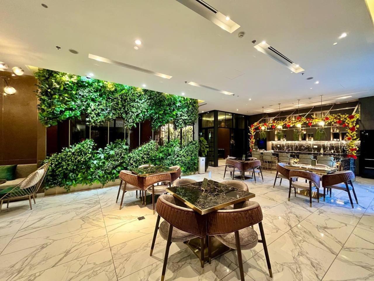 Luxury apartment Zenity 2br in D1 Somerset's quality