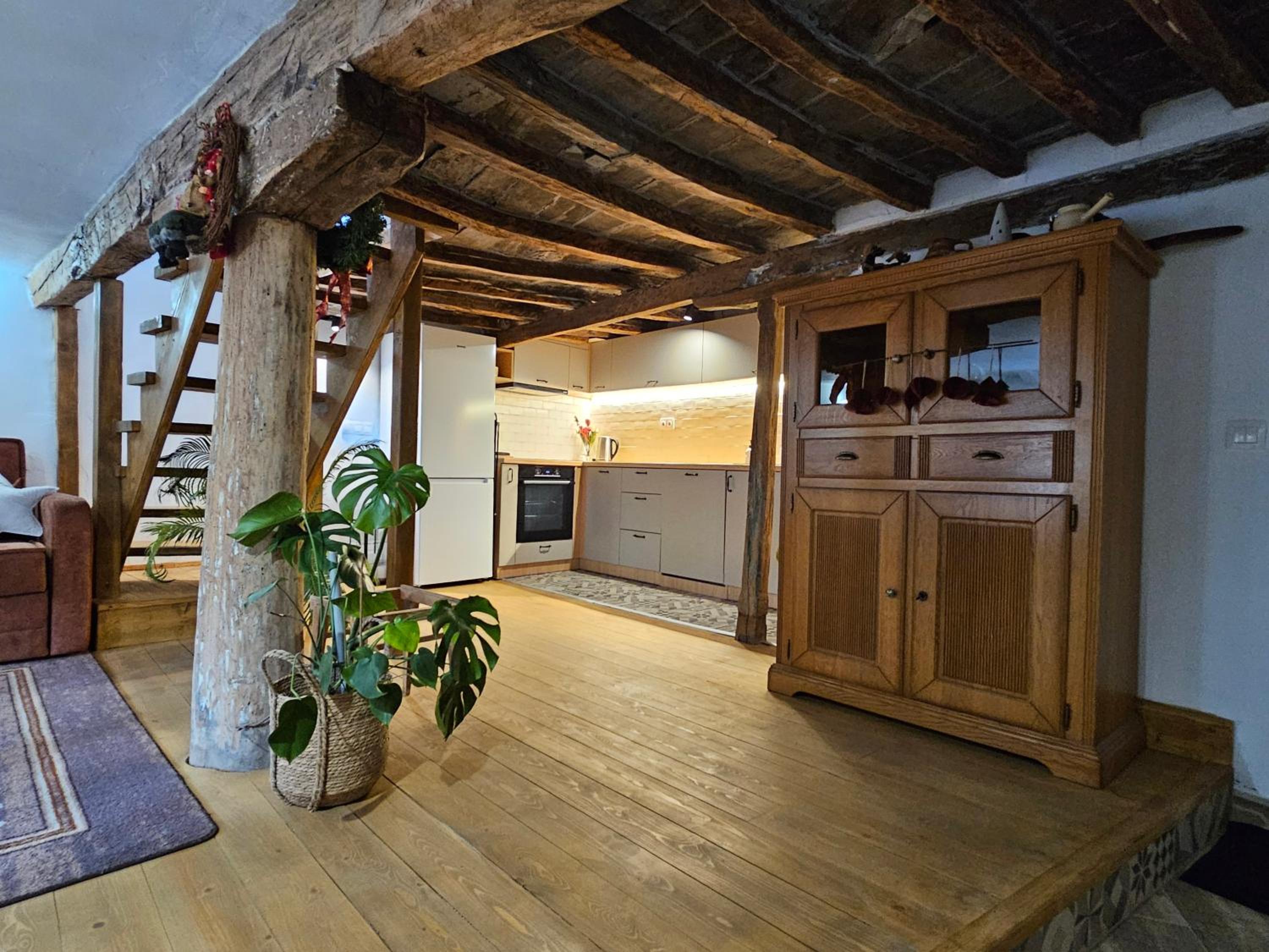 Guest House GURKO 7, 2BR, Top Center, Free Parking