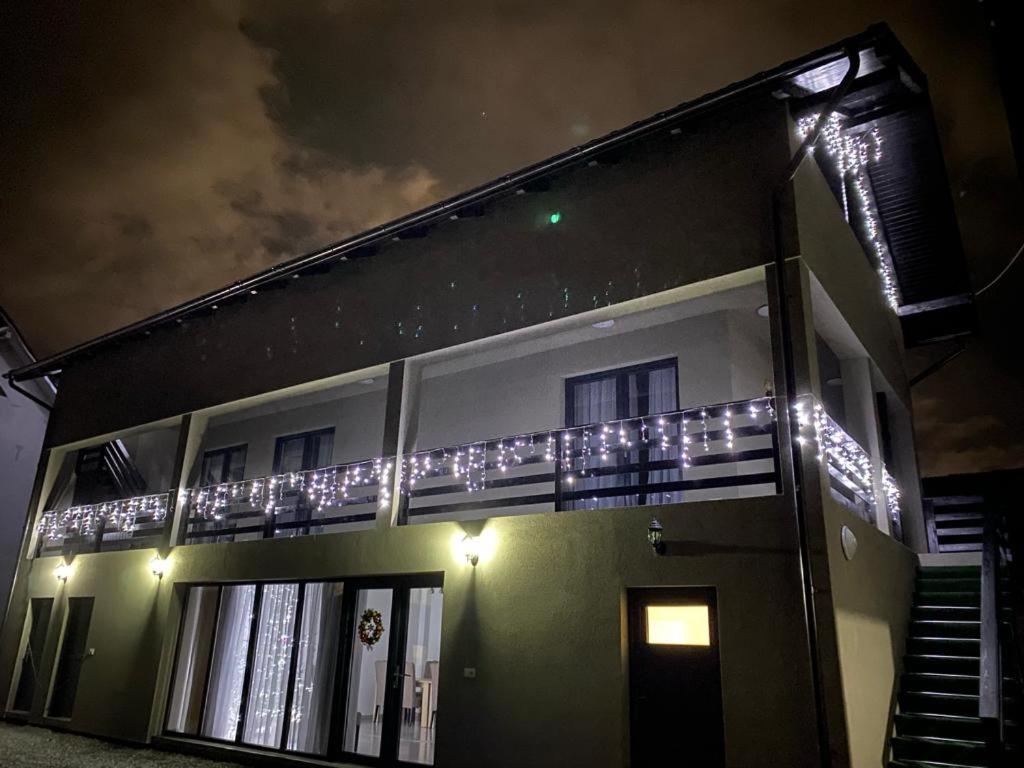 Casa La Poalele Pietrosului