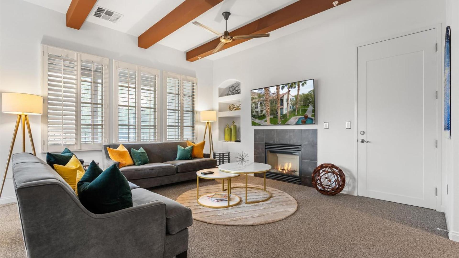 LV219 Delightful Upstairs 2 Bedroom Legacy Villa view 5