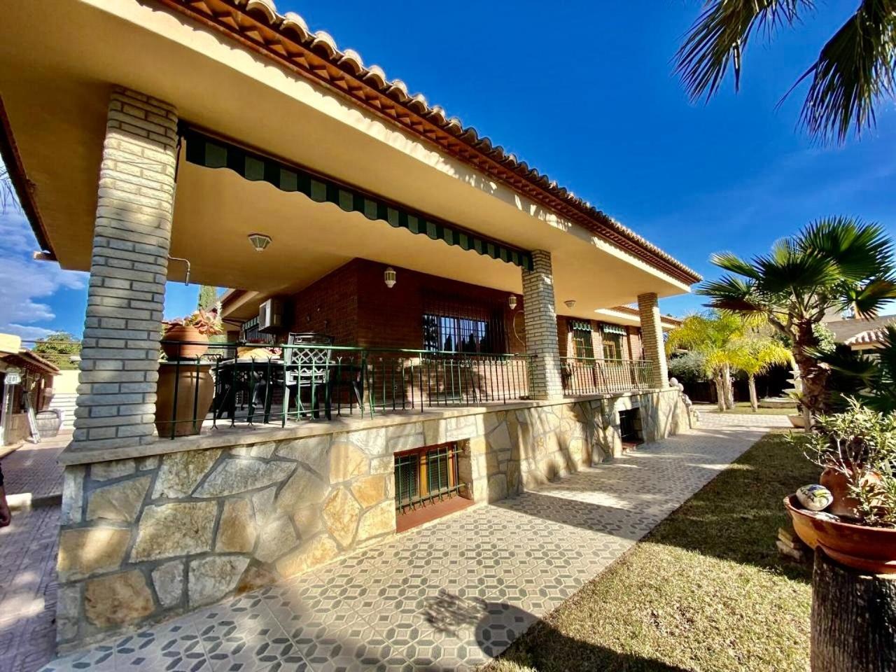 Magnífico villa a San Juan Mutchavista playa