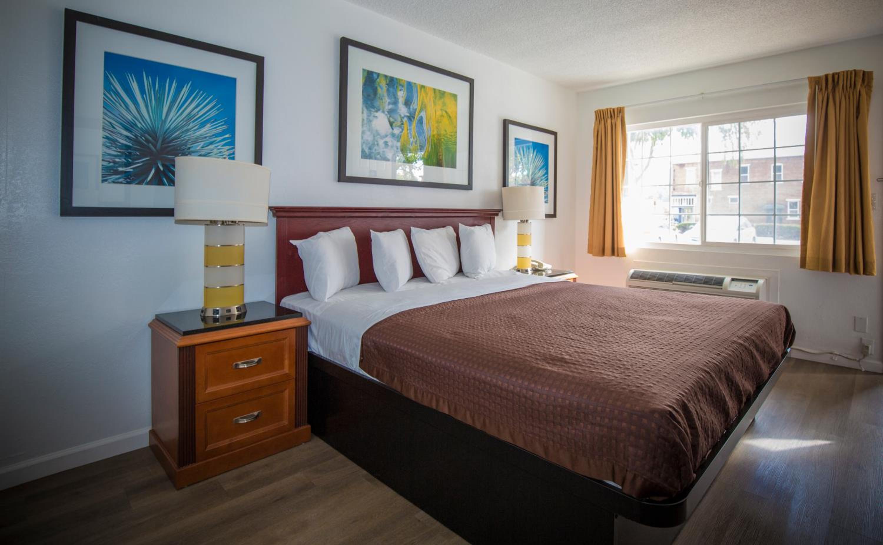 Chico Vacations - Americas Best Value Inn - Chico - Property Image 3