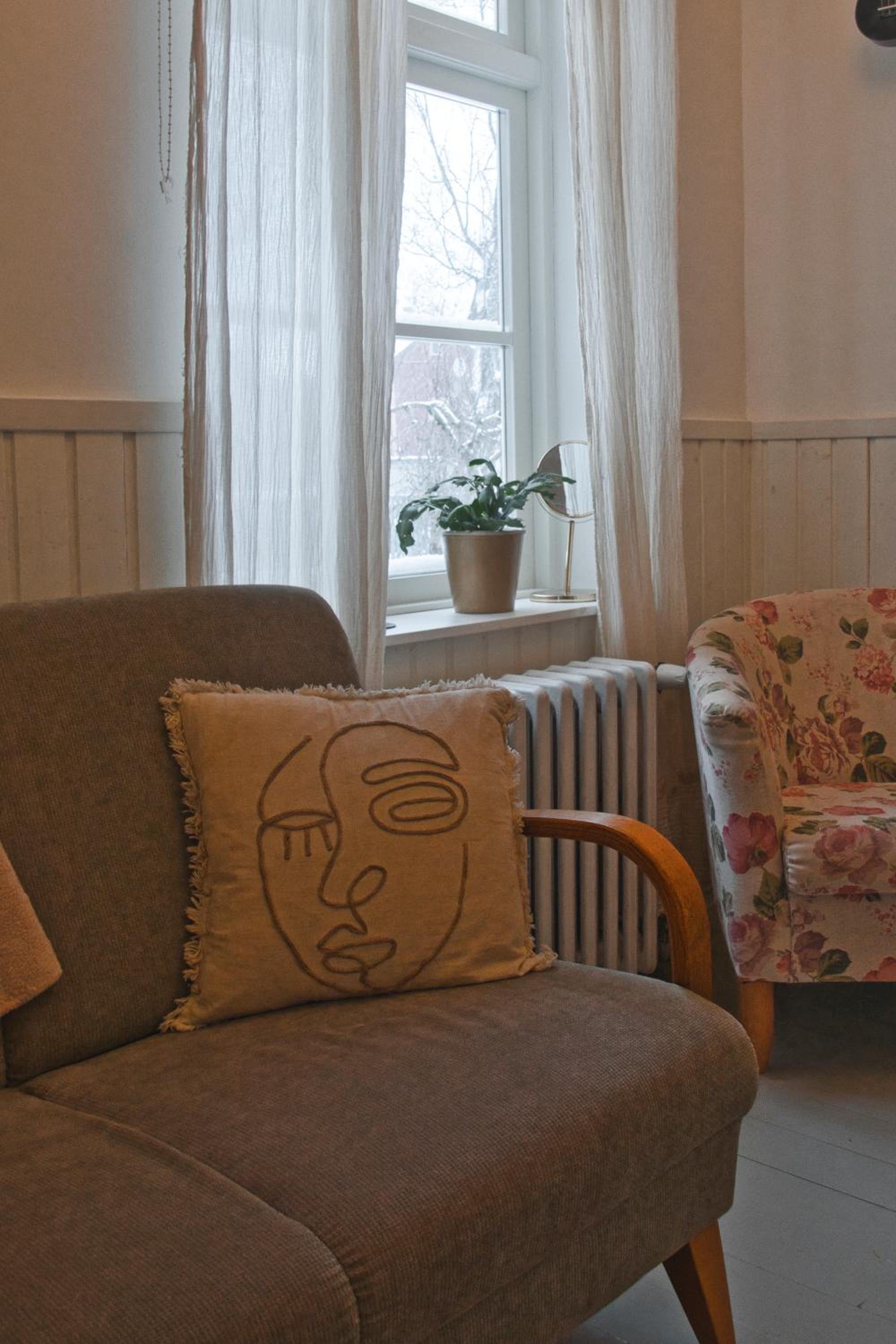 Authentic apartment in Kalamaja with free parking