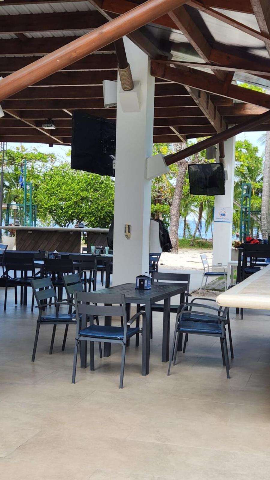 CASA MARIPOSA en Punta Leona a 500 metros de la playa FULL EQUIPADA Espacio y precio a tu medida Posibilidad de alquilar la casa entera, dos apartamentos a