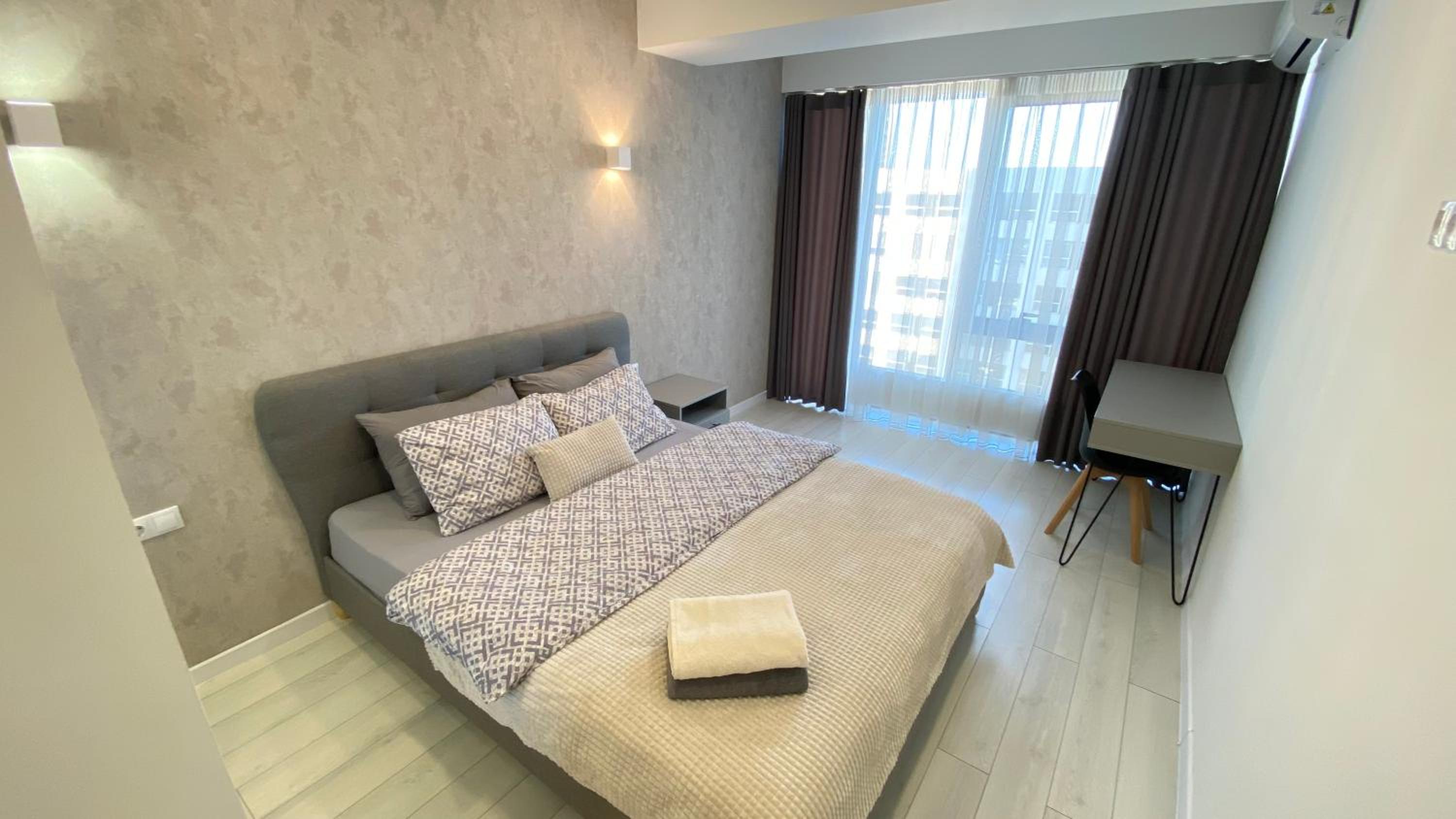 Modern Apartment in the Center