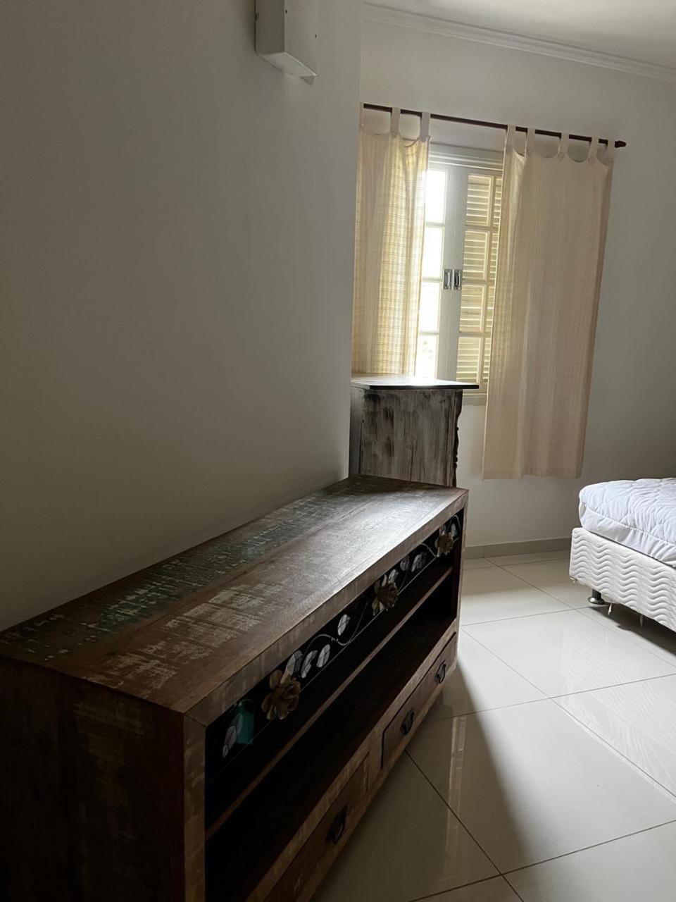 Linda casa em condomínio