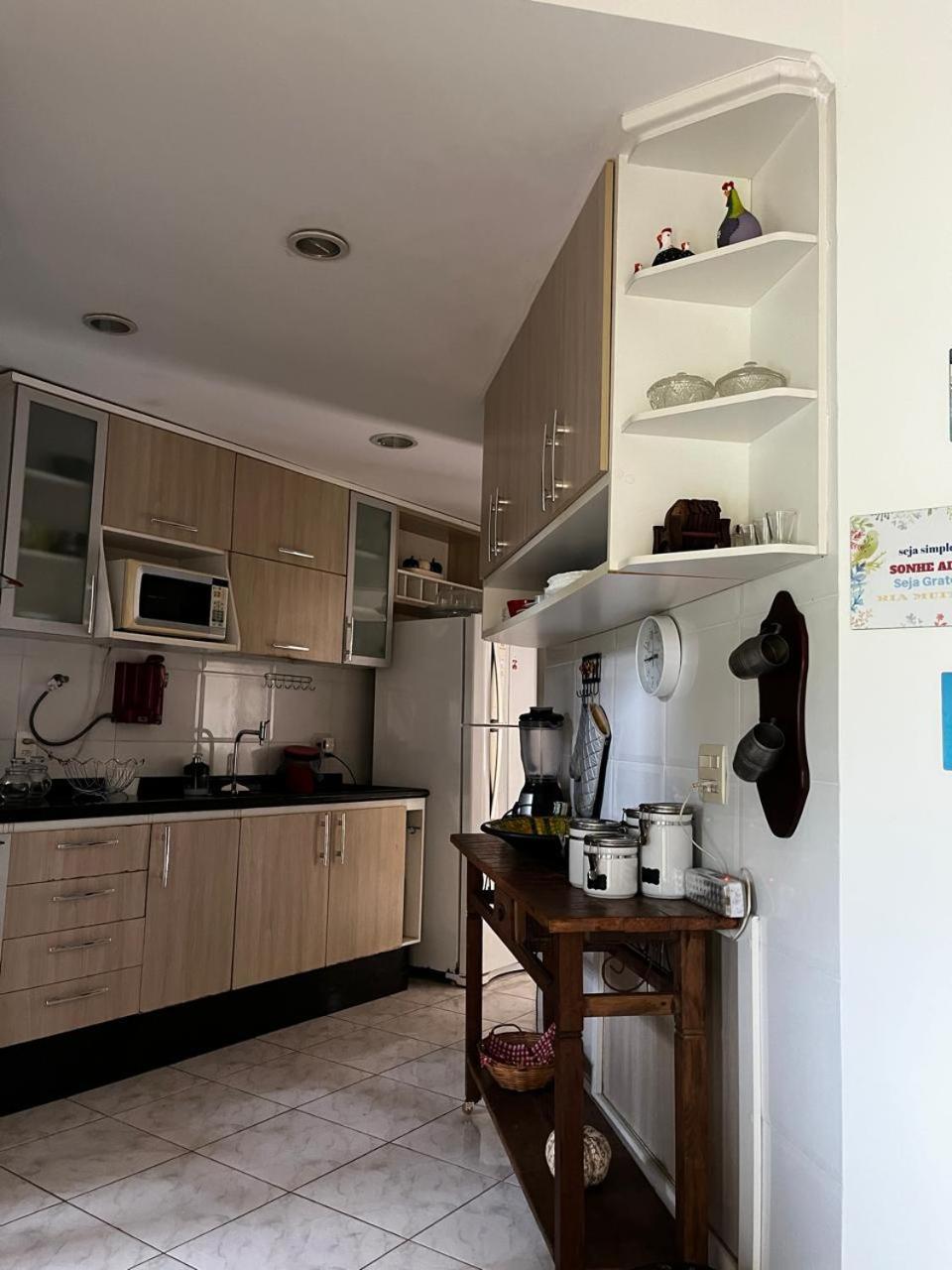 Linda casa em condomínio