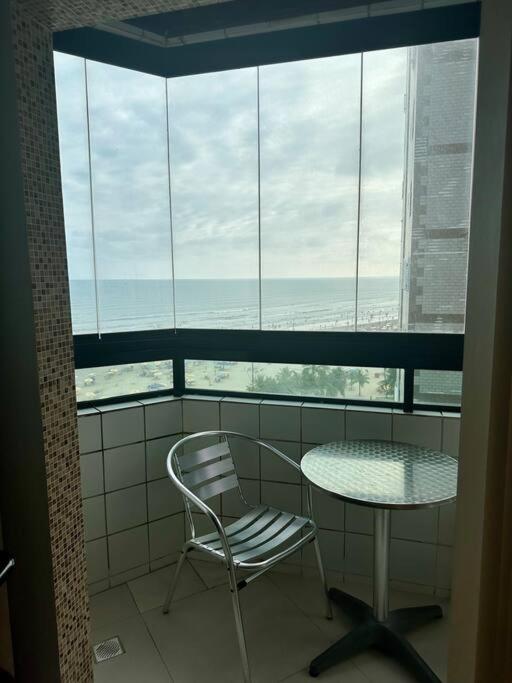 Apartamento com Vista para o Mar
