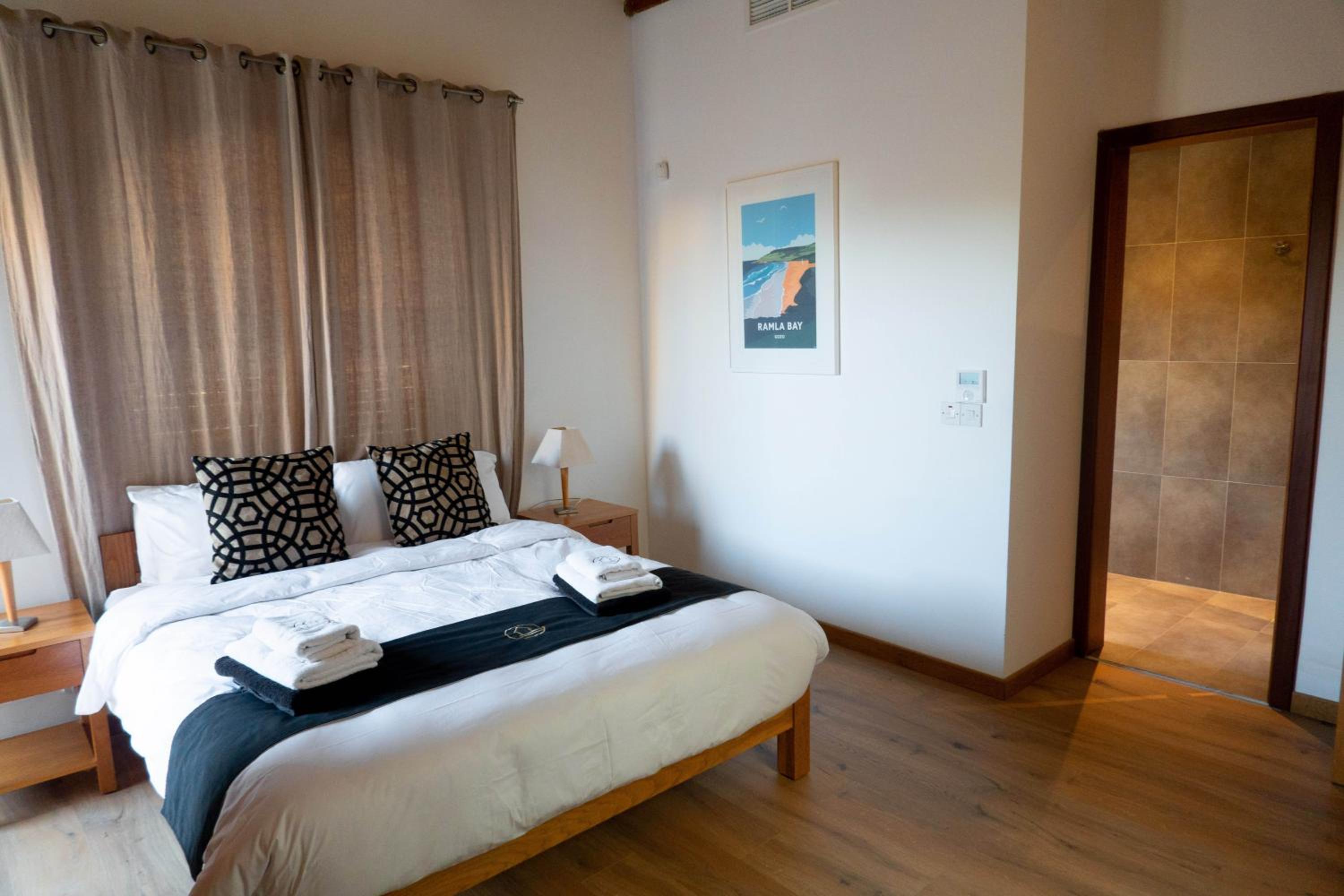 OneFifty Holiday Home