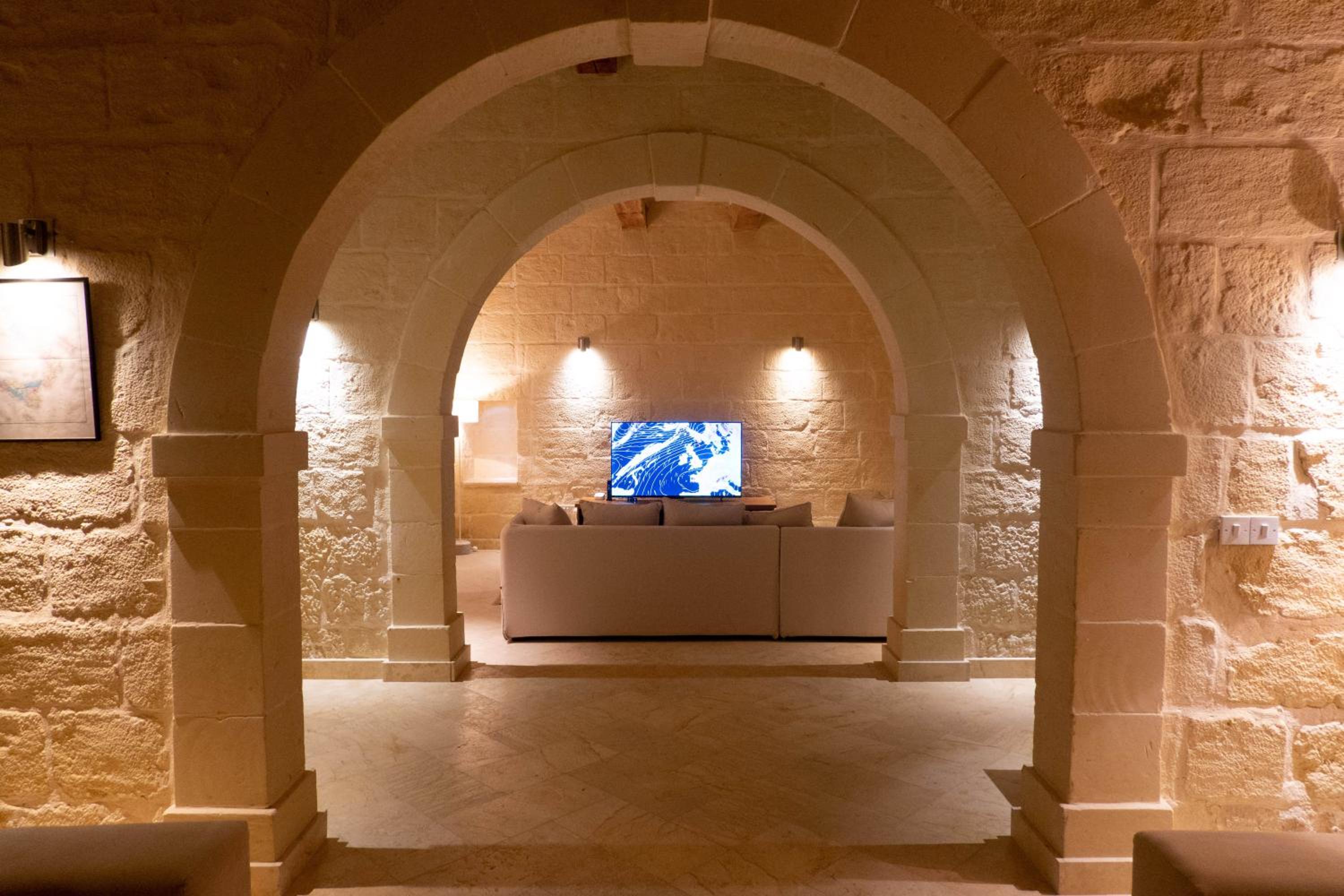 OneFifty Holiday Home