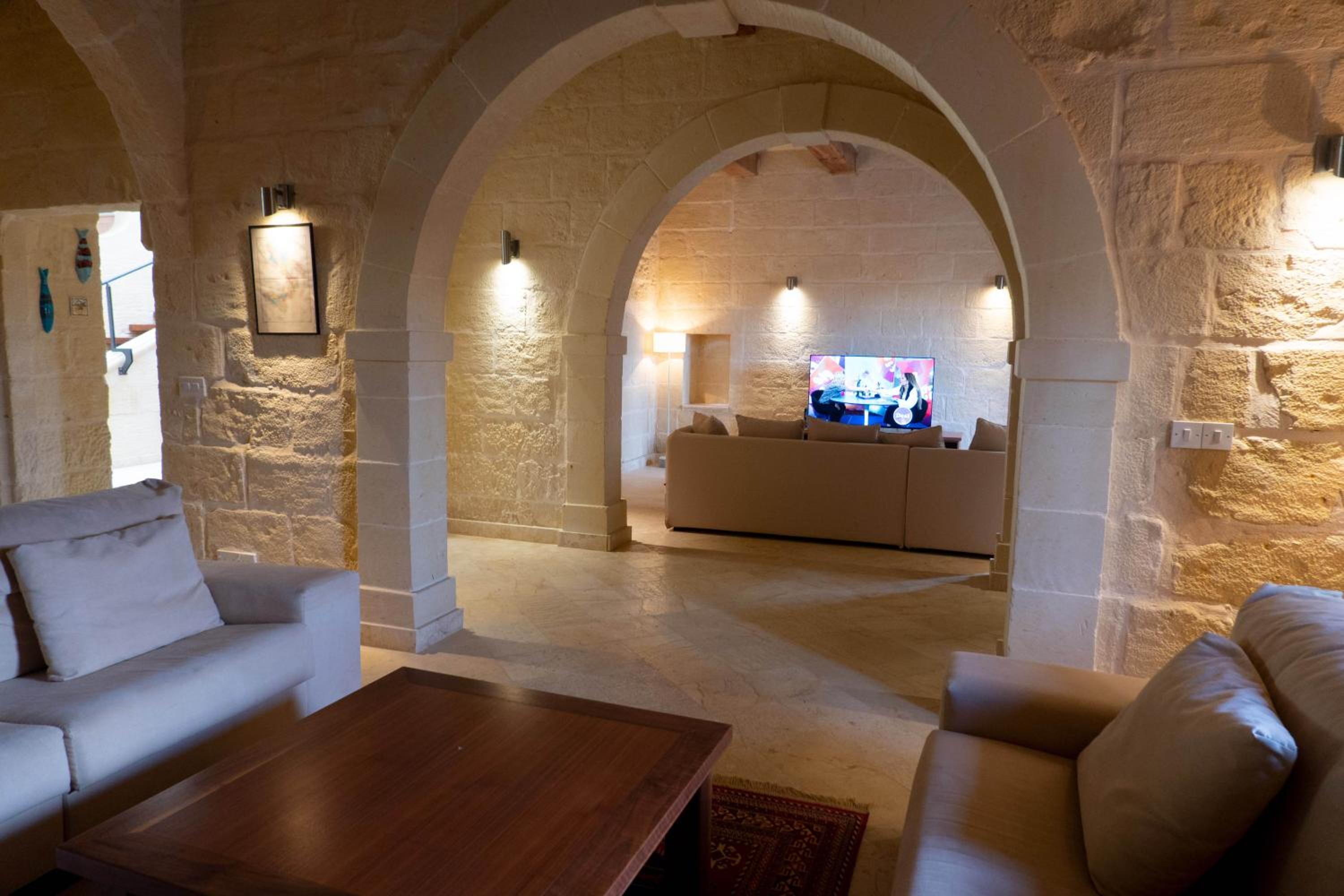 OneFifty Holiday Home