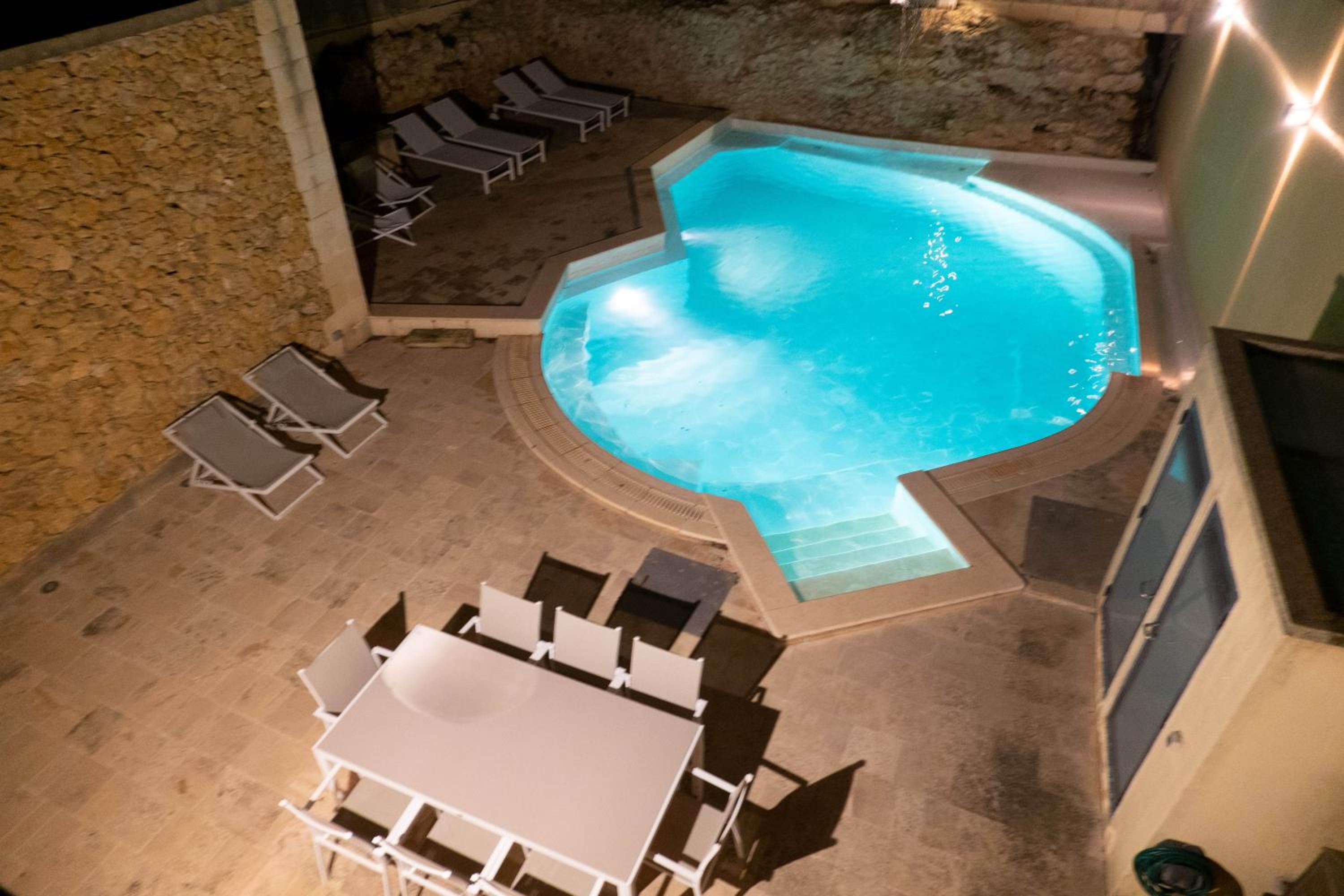 OneFifty Holiday Home