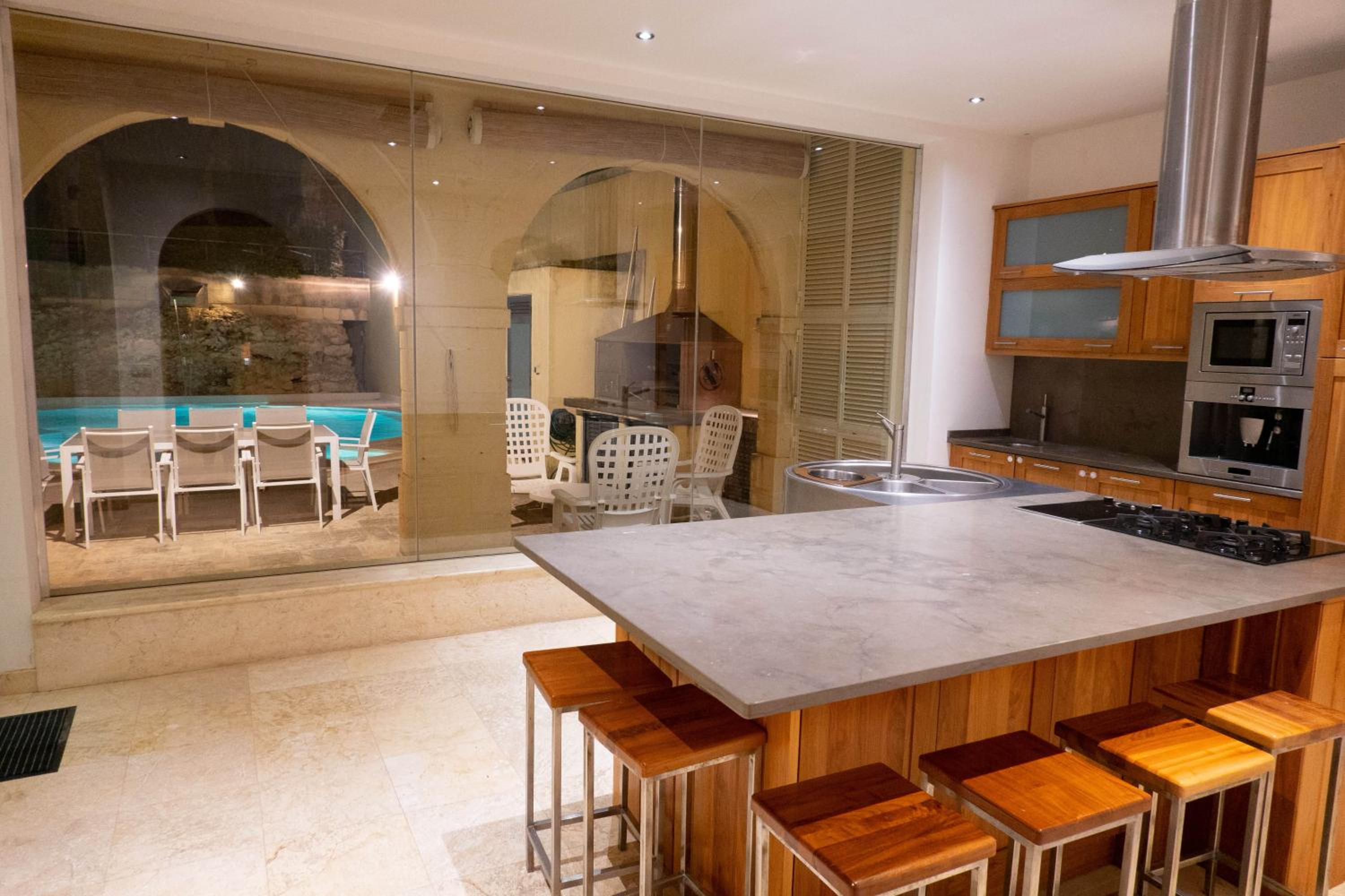 OneFifty Holiday Home
