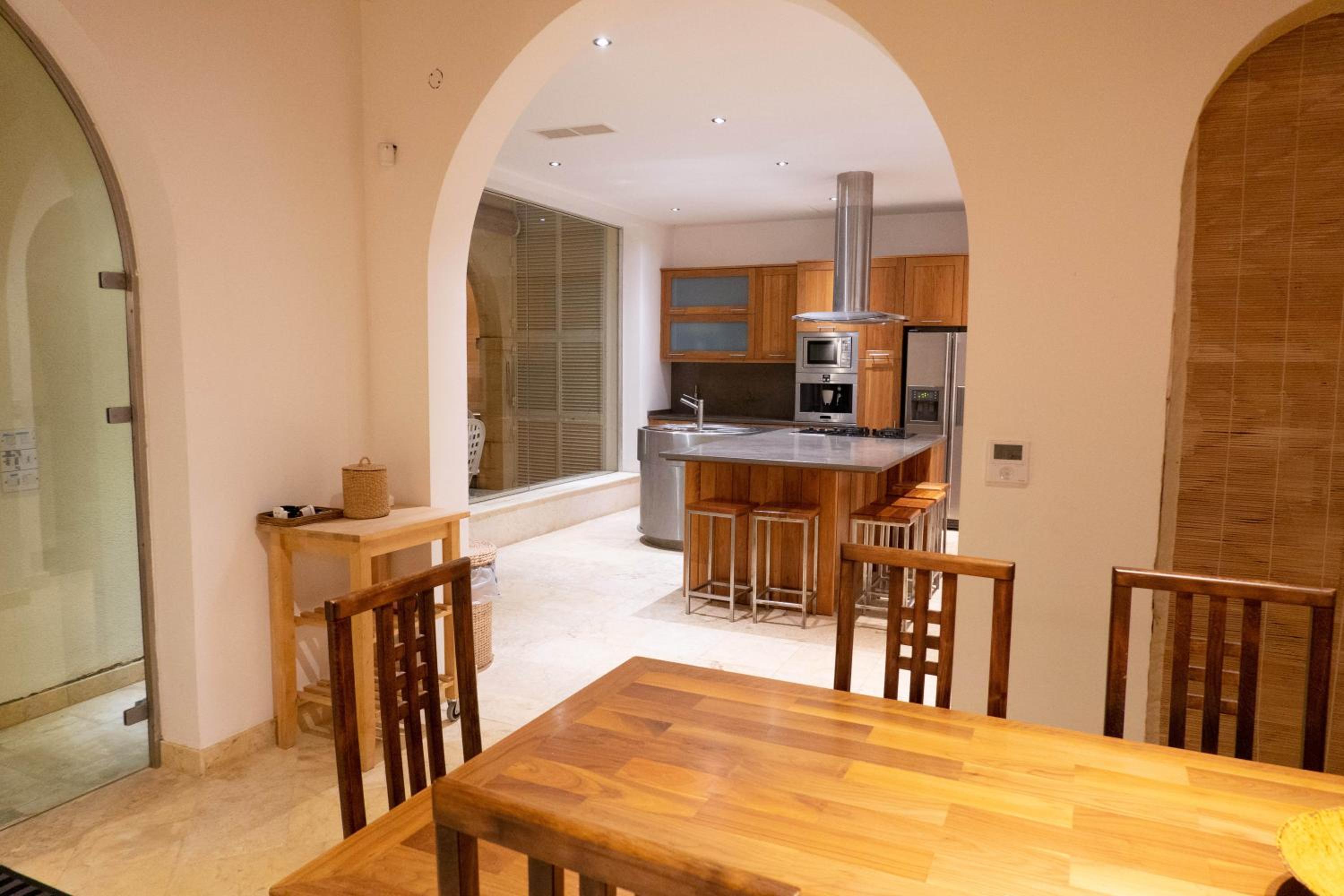 OneFifty Holiday Home