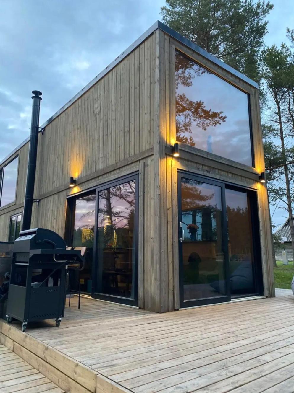 JES Beachhouse - Merelähedane majade kompleks