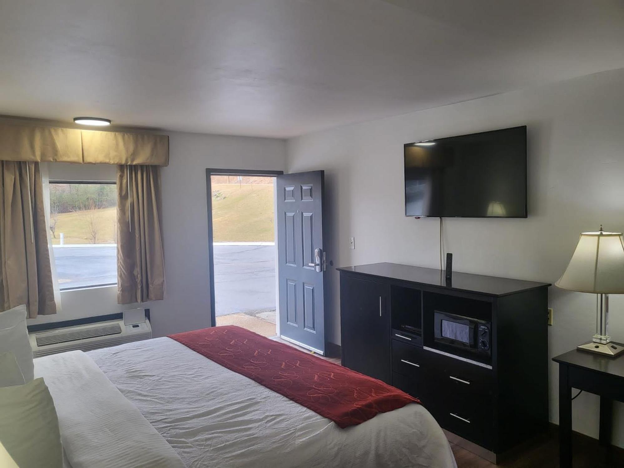 Pinetree Inn, Billede 14