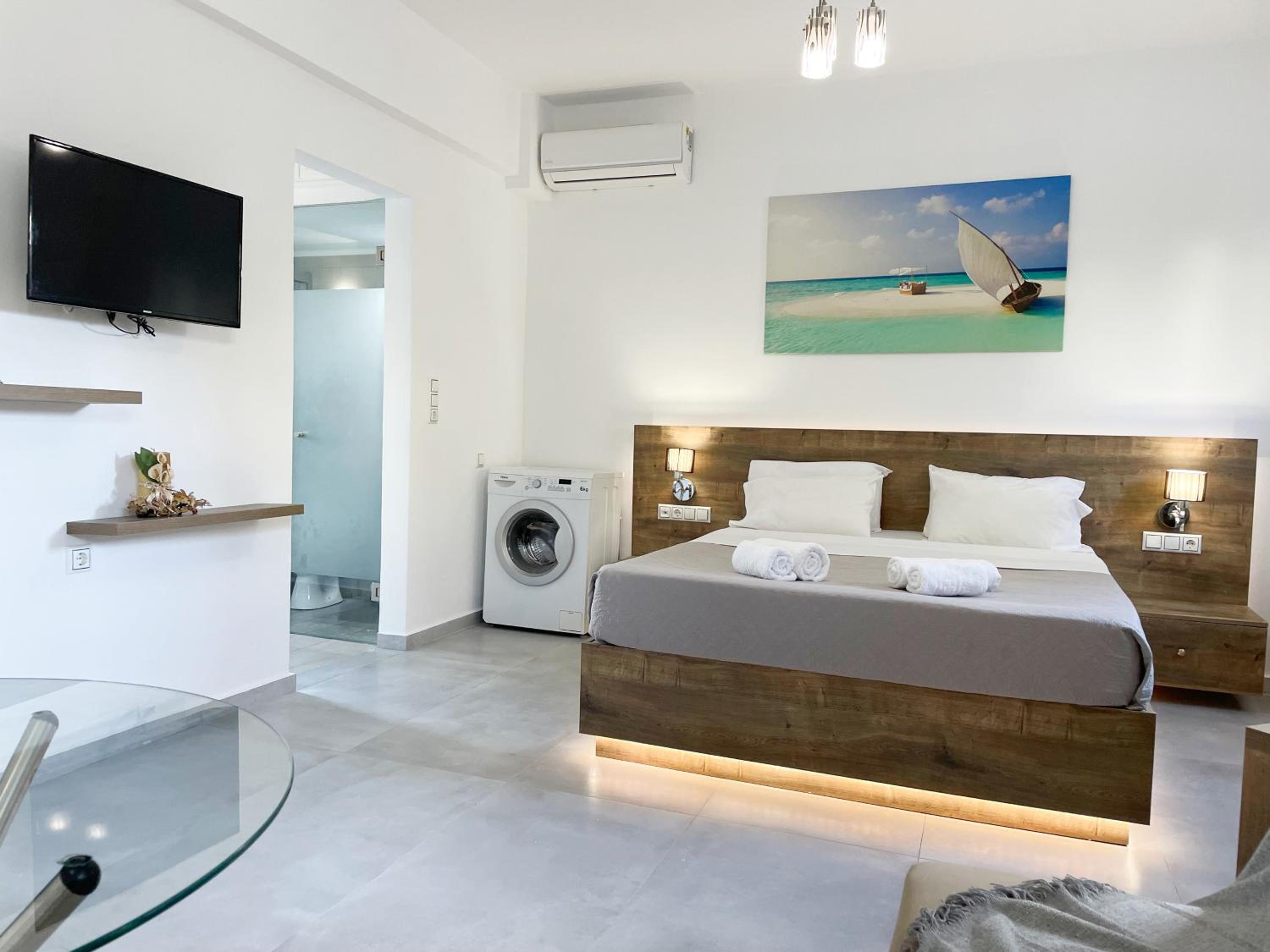 Sunset Seaside Apartments & Studios