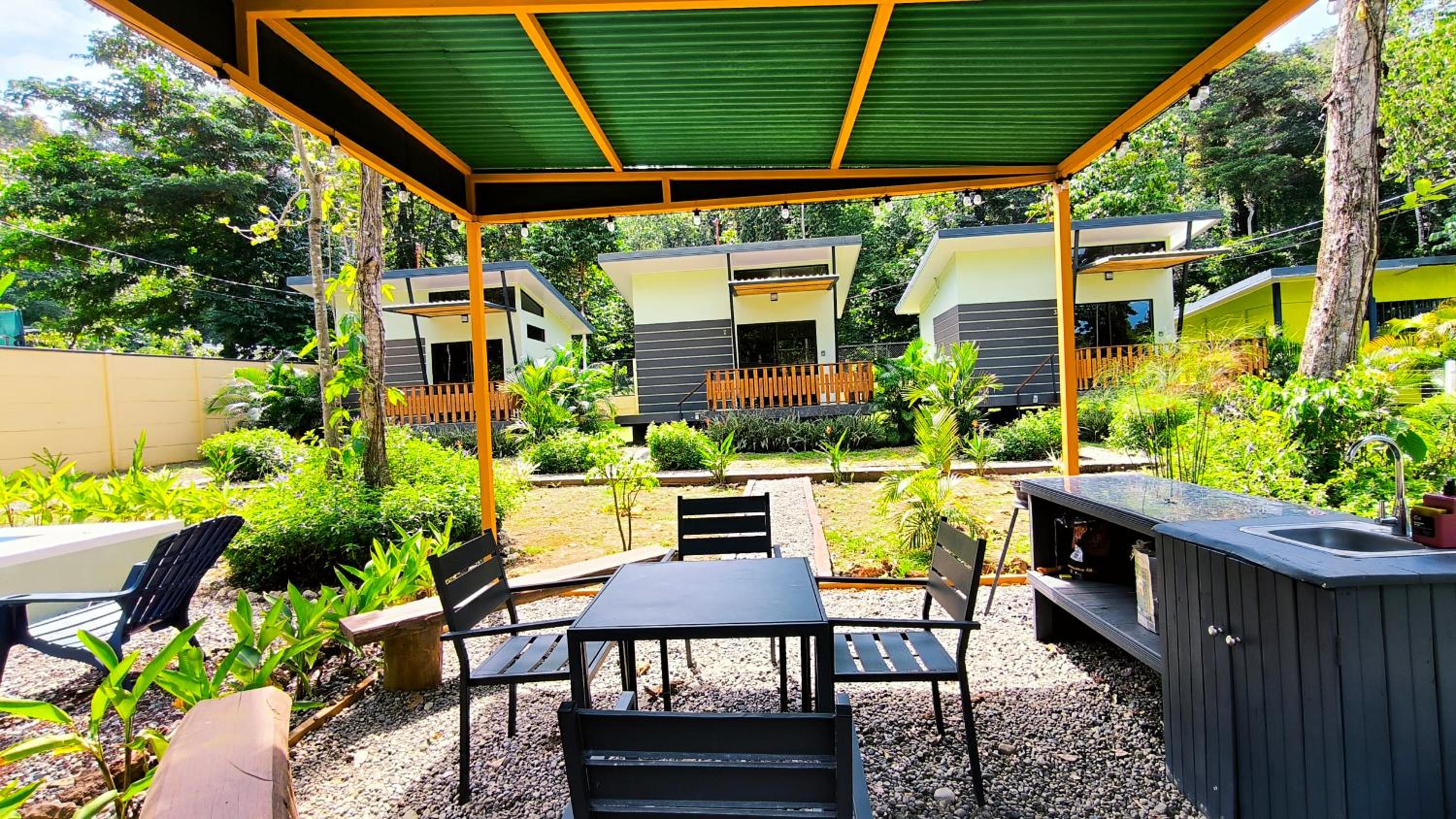 Casa Black Chaini