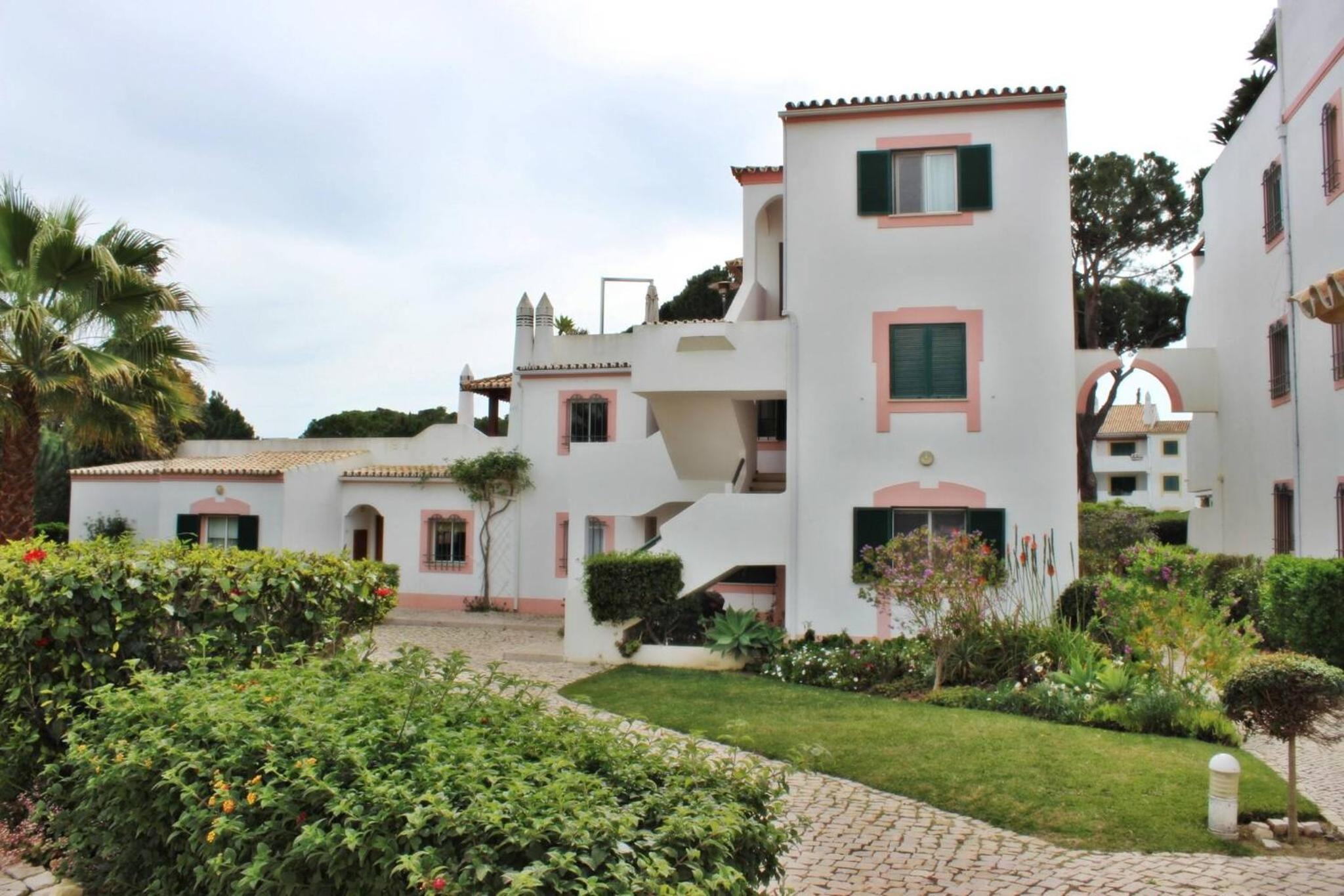 Golf Apartment - Solar do Golfe Condominium view 4