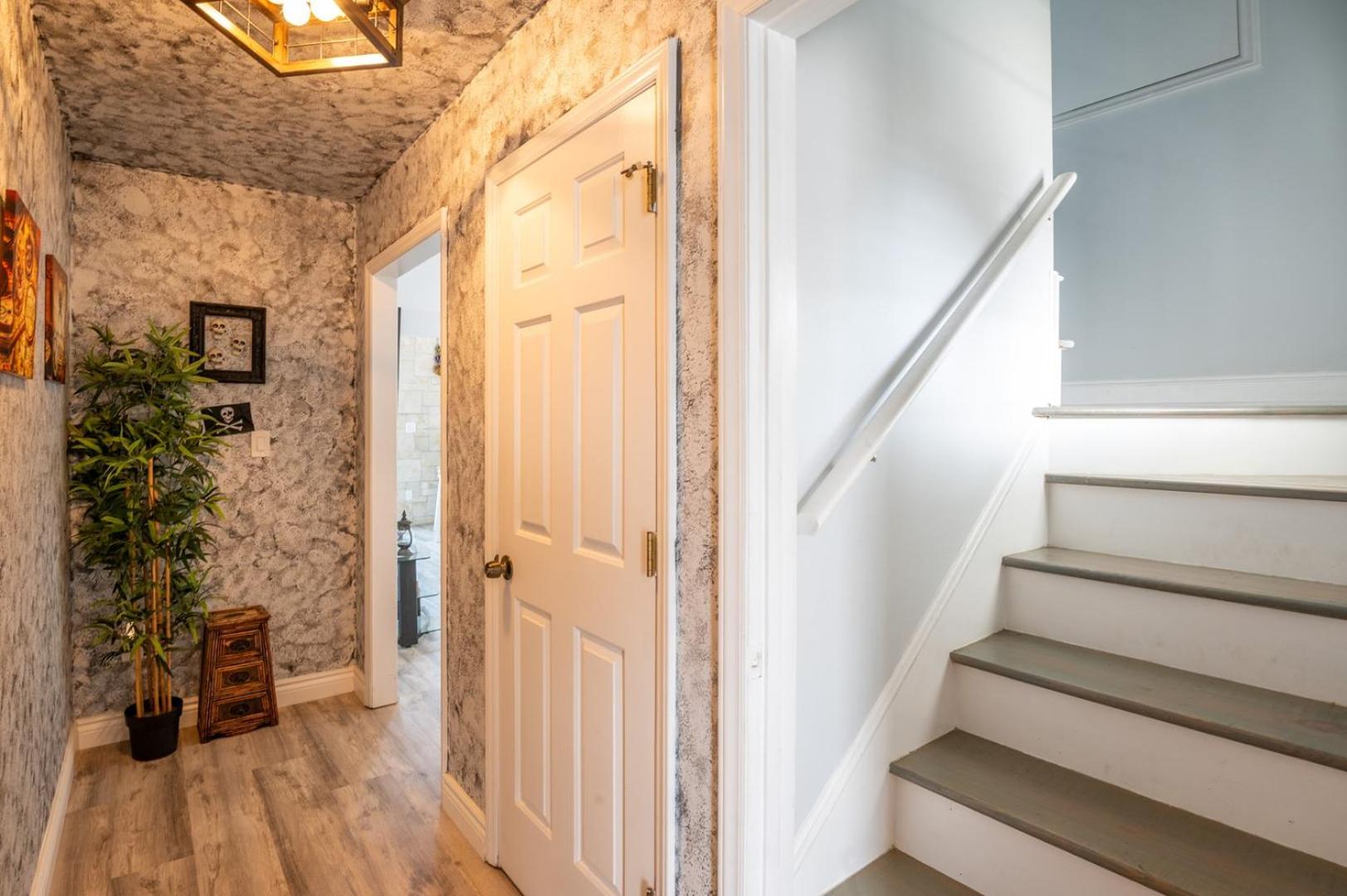 Pet Friendly Private Home - Pirates Retreat