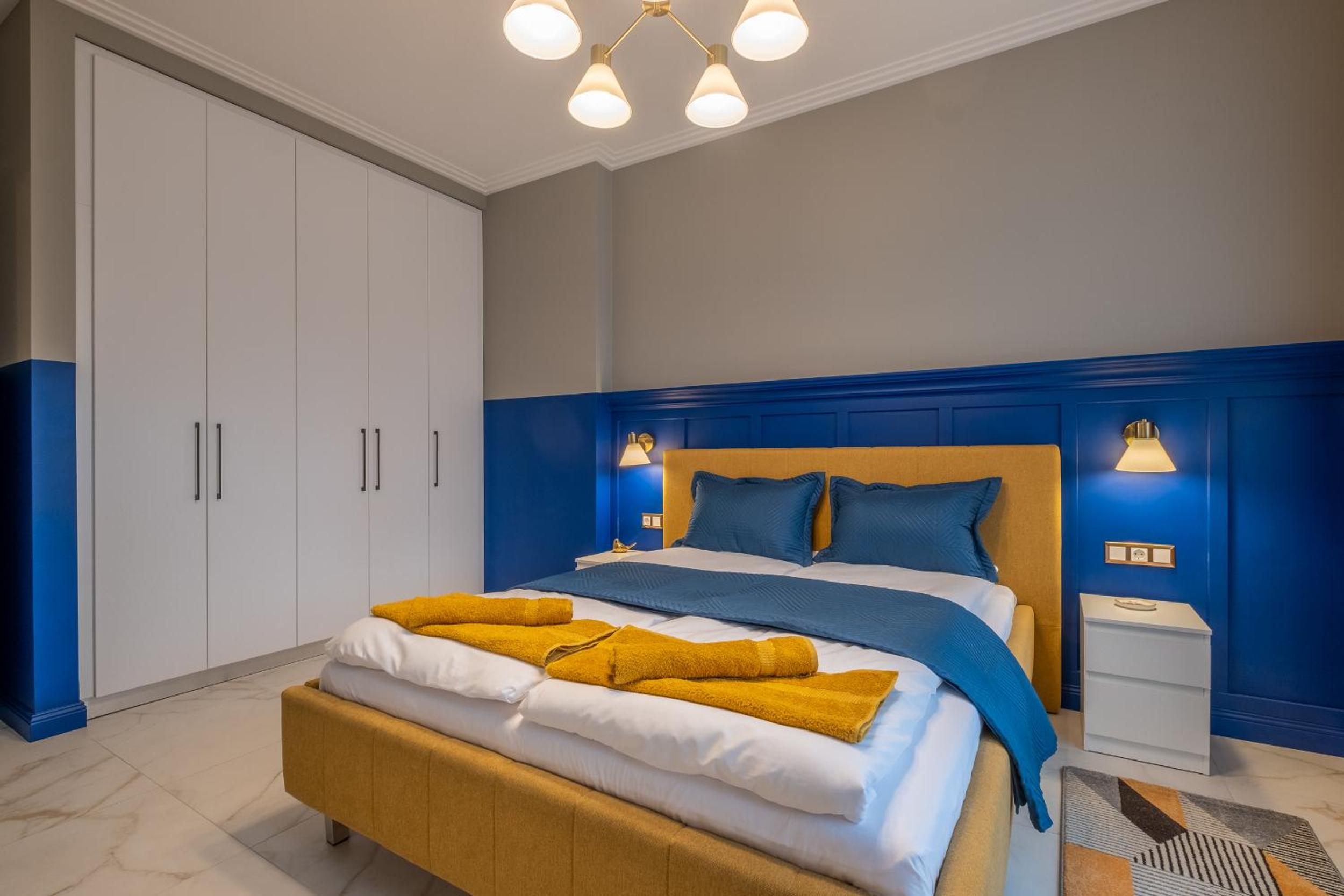 Sofia’s Classy Blu -2 Bedrooms