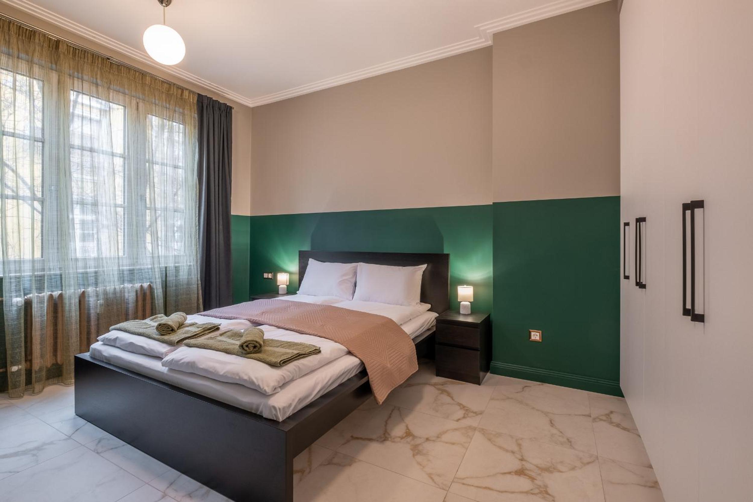 Sofia’s Classy Blu -2 Bedrooms
