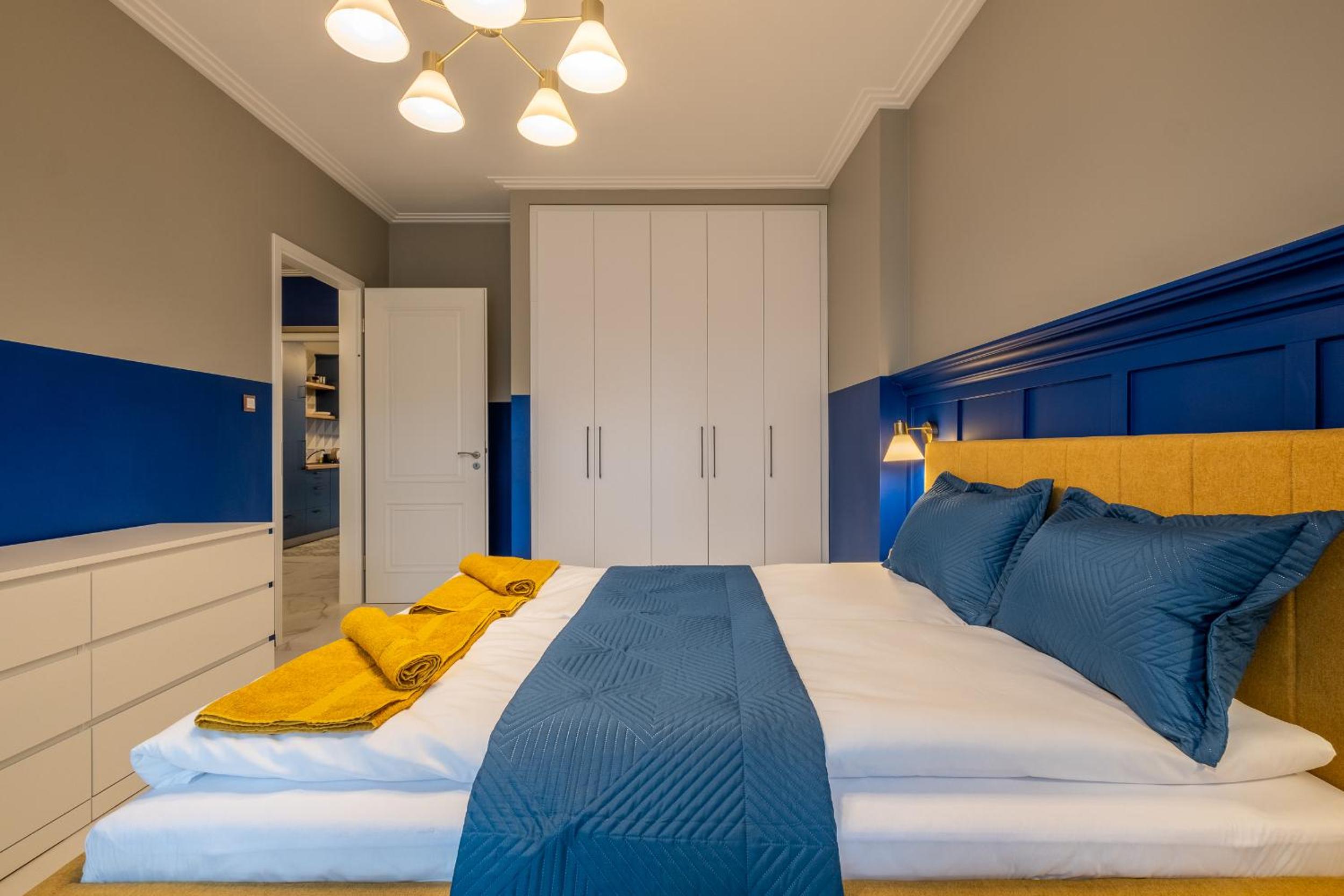 Sofia’s Classy Blu -2 Bedrooms