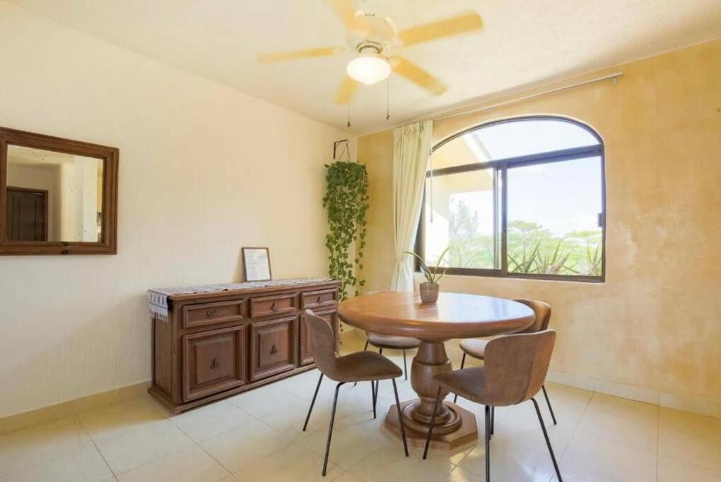 Apartamento en complejo hotelero con playa