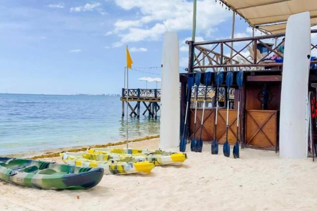 Apartamento en complejo hotelero con playa