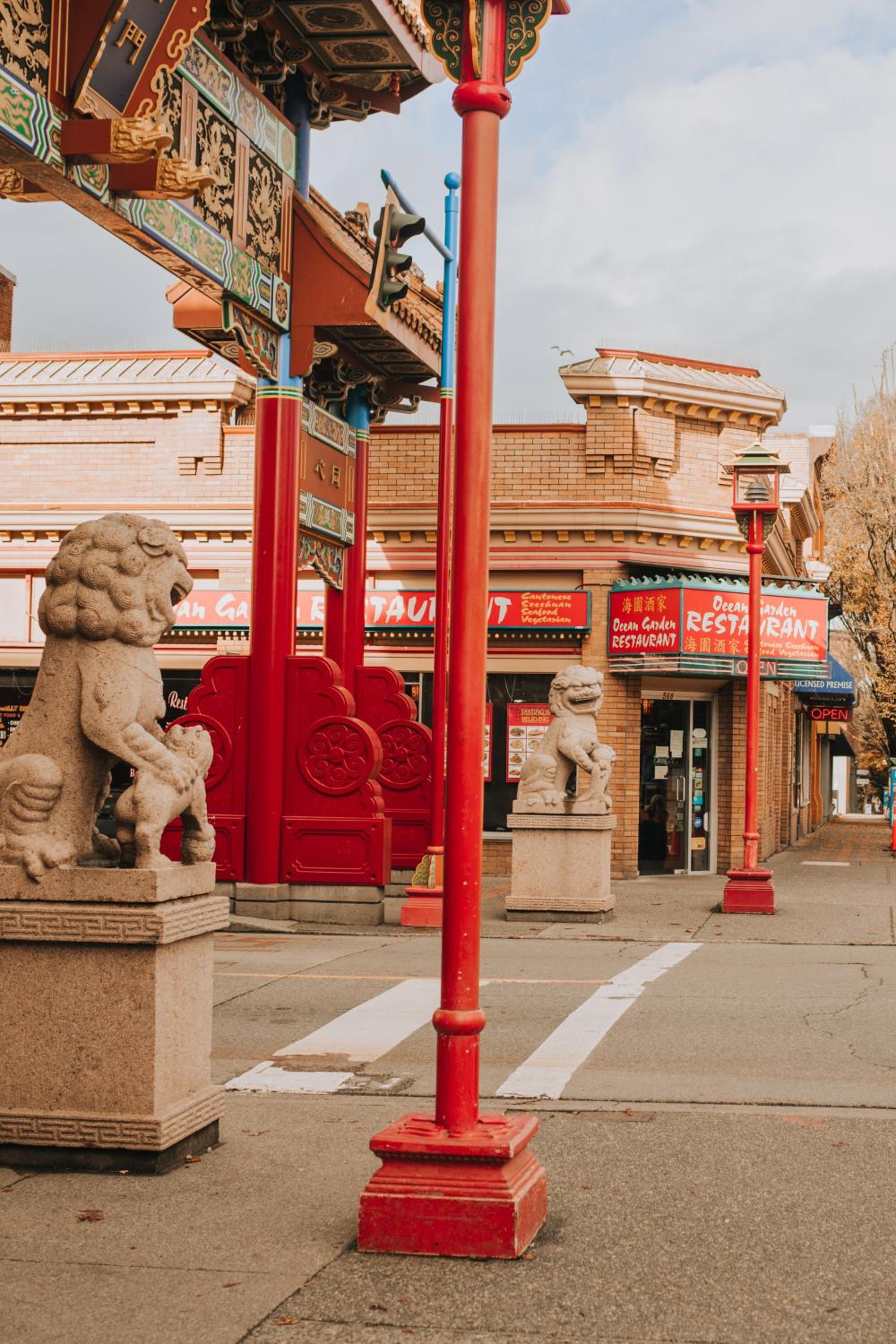 Charming Chinatown Quarters : Unique and Central
