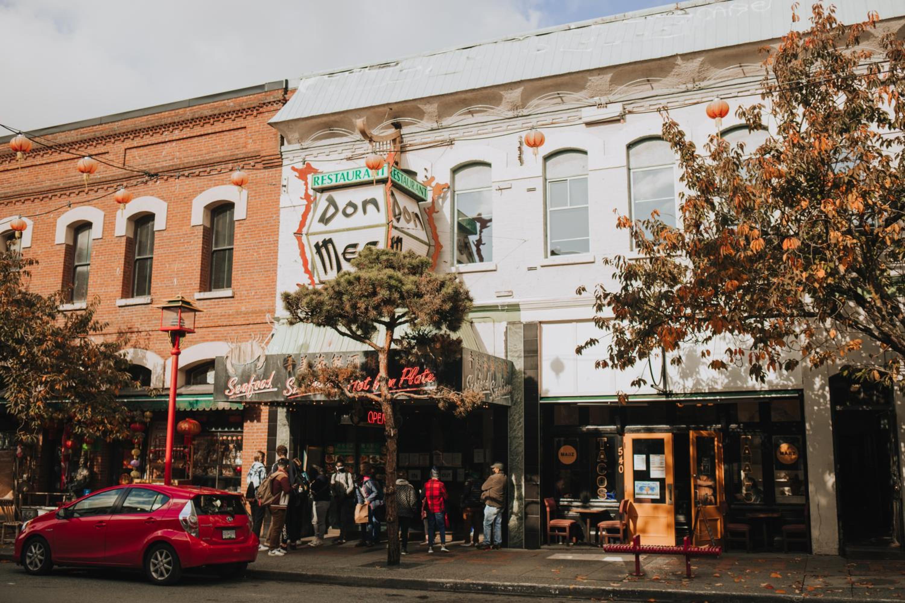 Charming Chinatown Quarters : Unique and Central
