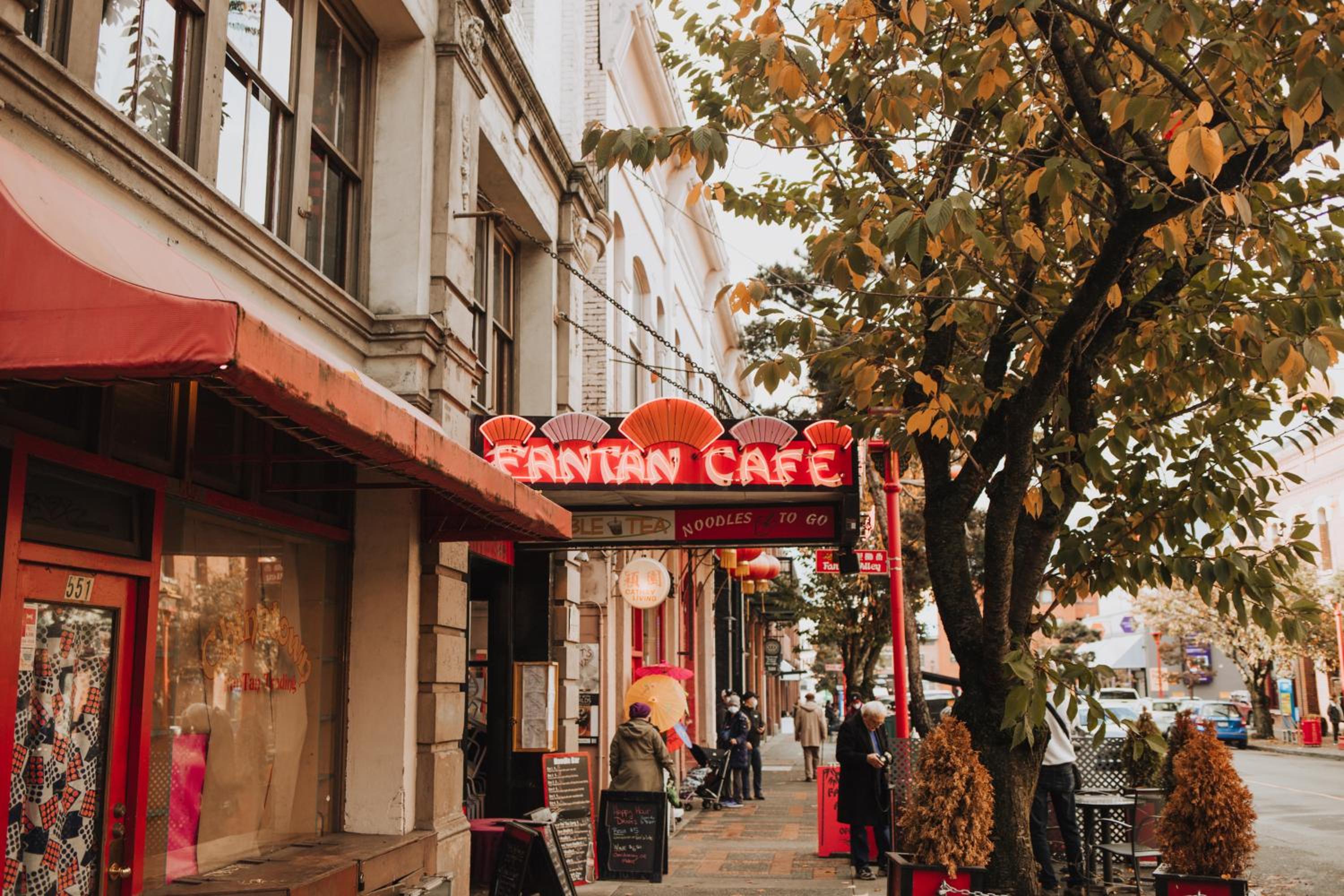 Charming Chinatown Quarters : Unique and Central