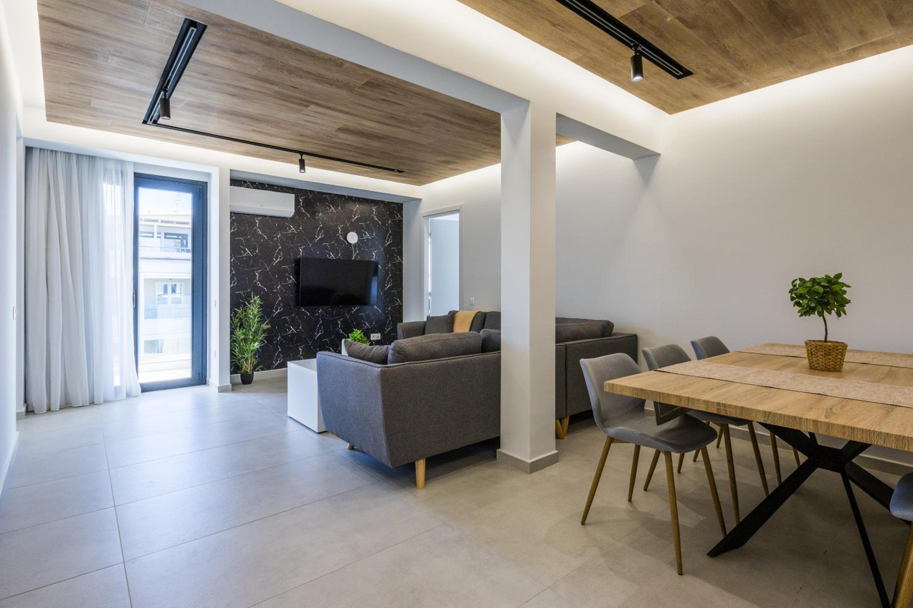 Varkiza Luxury Suites by Raise